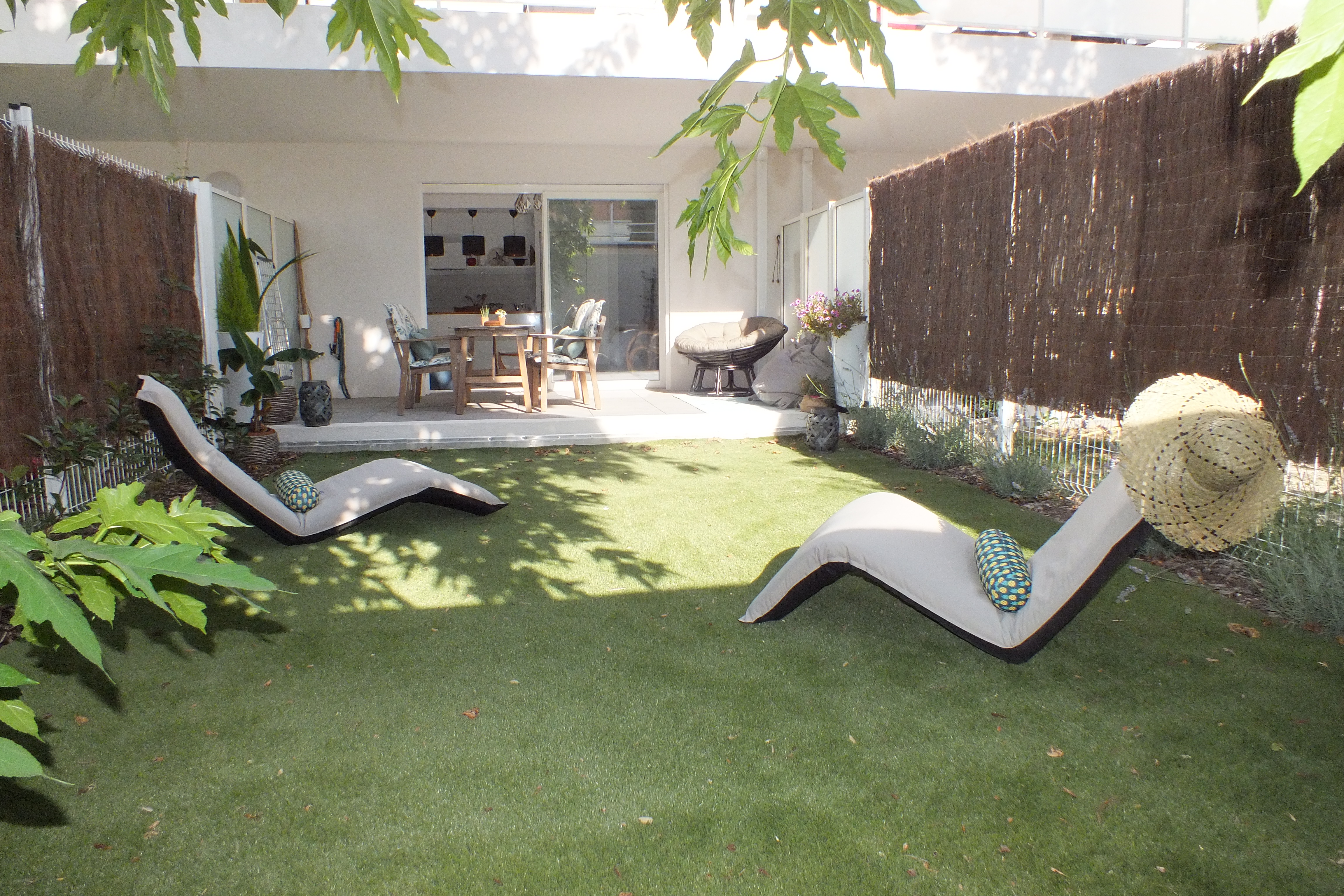 Pearl of the Blue Coast 300m from the sea