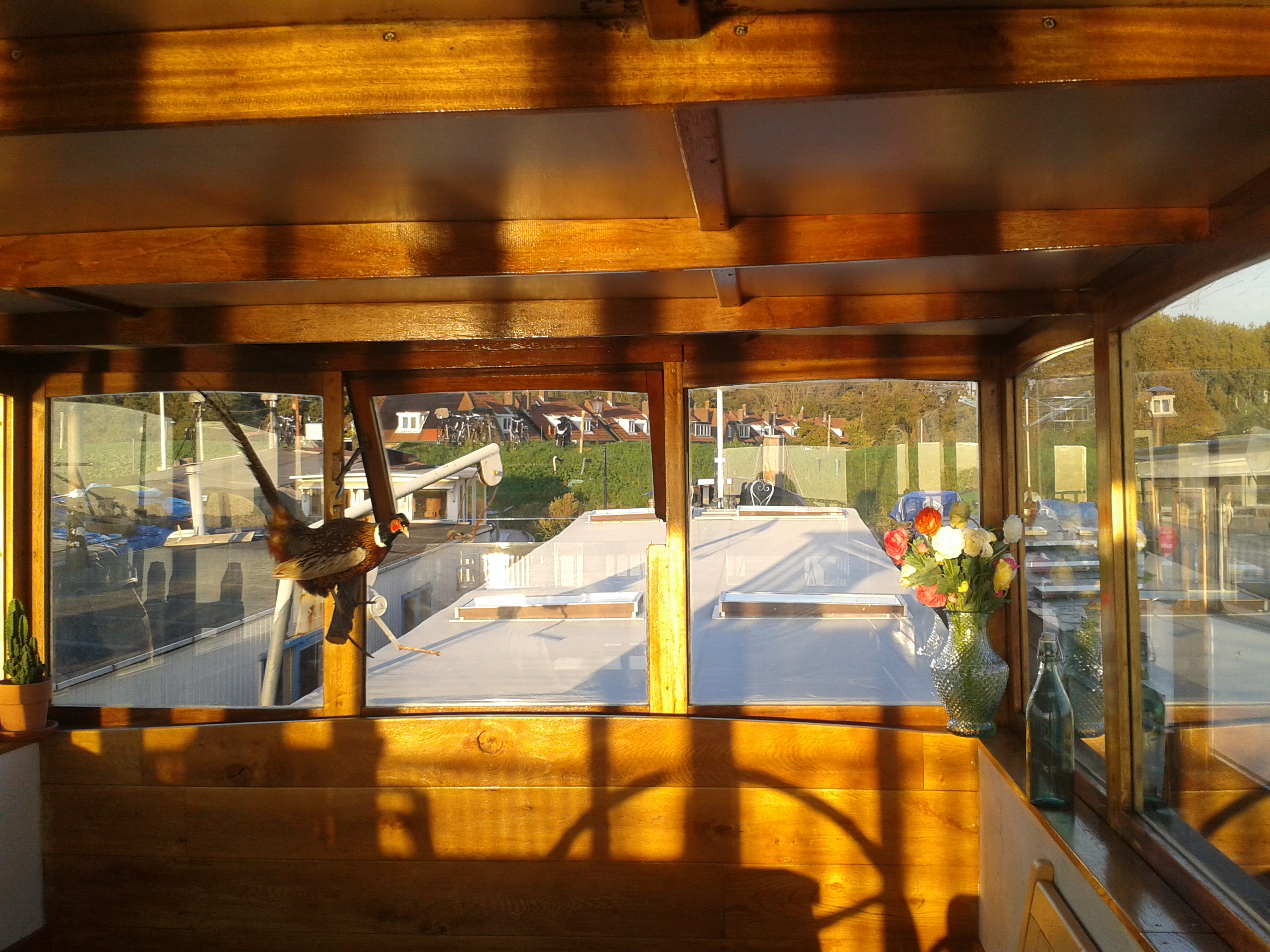 Houseboat with a panoramic city-view — Amsterdam stay