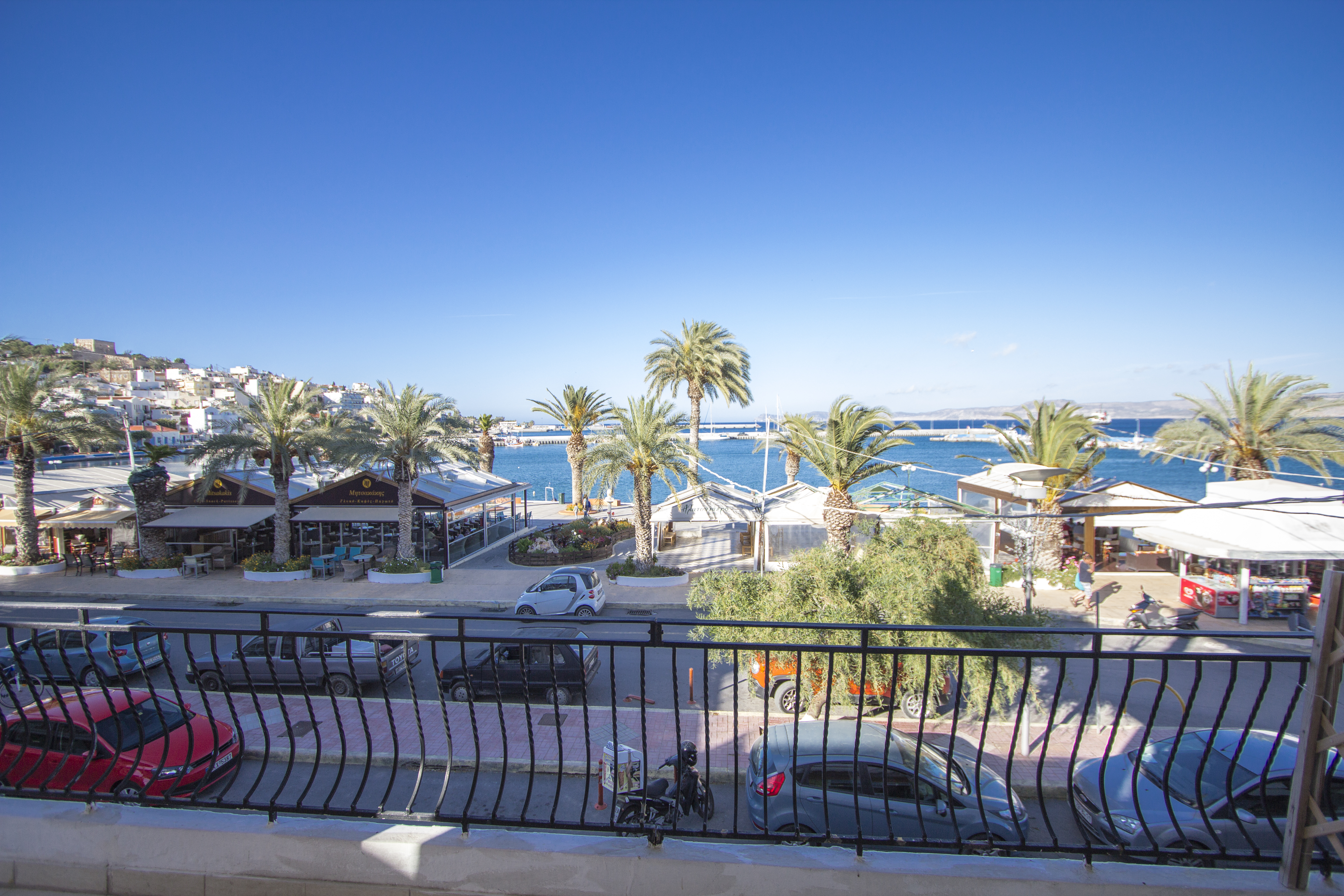Central studio 2 City & Sea view, close to beach