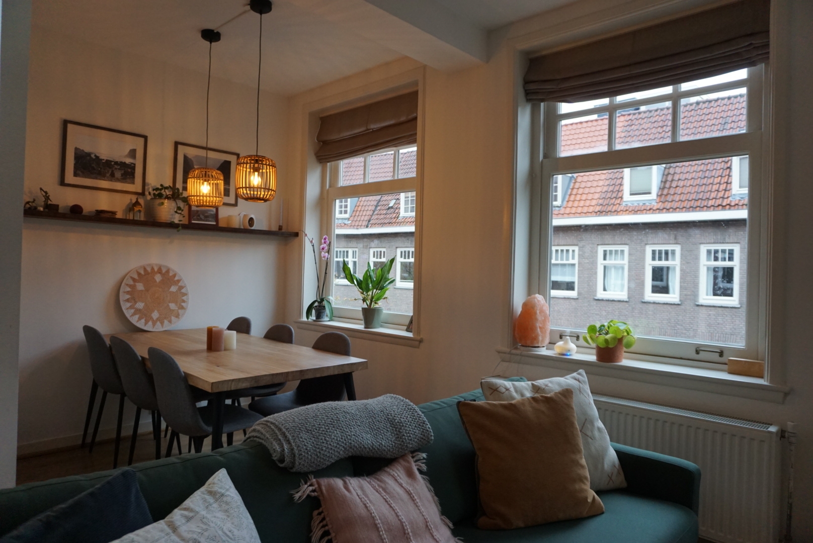 Lovely one-bedroom apartment with roof terrace โ Amsterdam stay