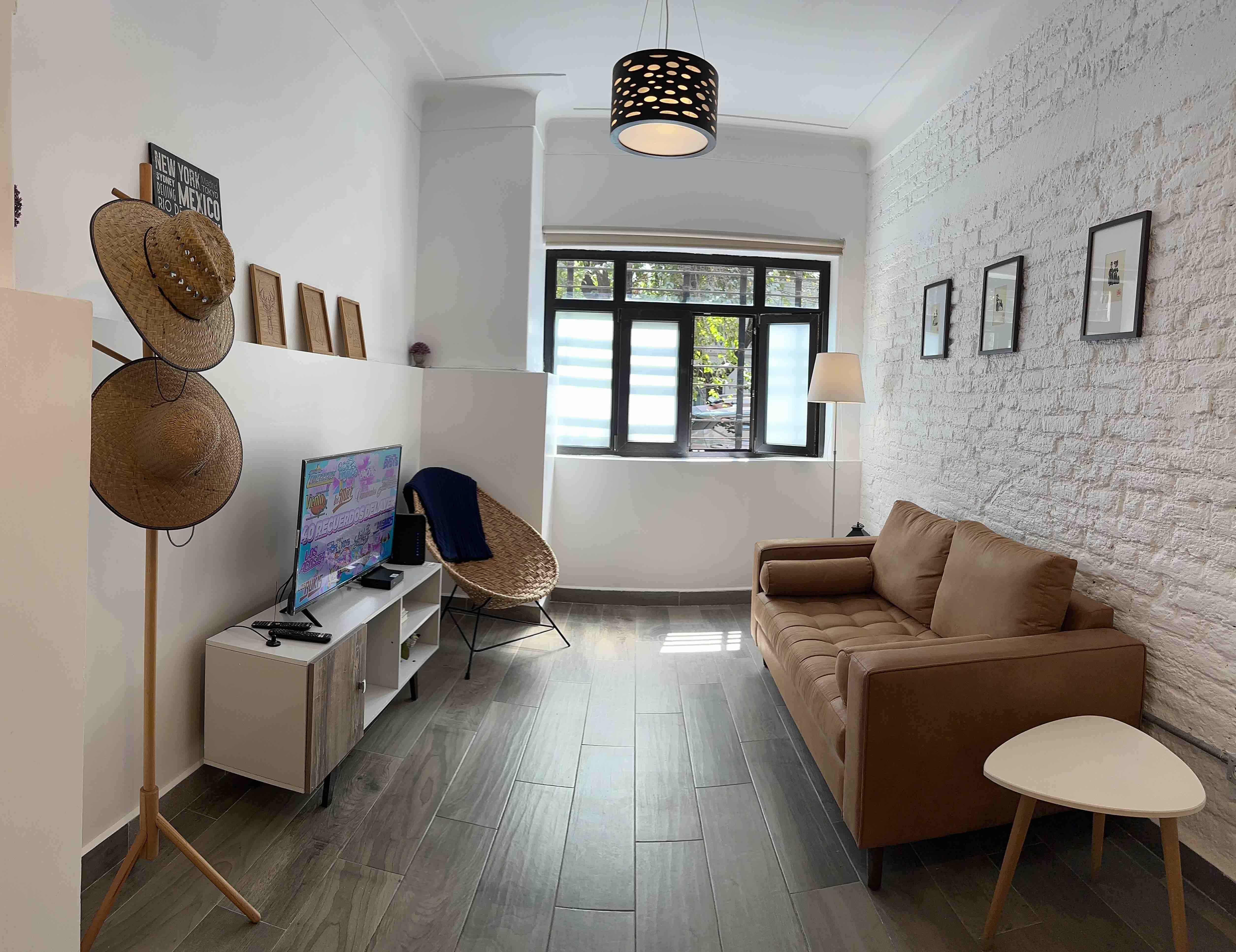Excellent location renovated Apt. Roma/Condesa 1 in Cuauhtémoc, Mexico City