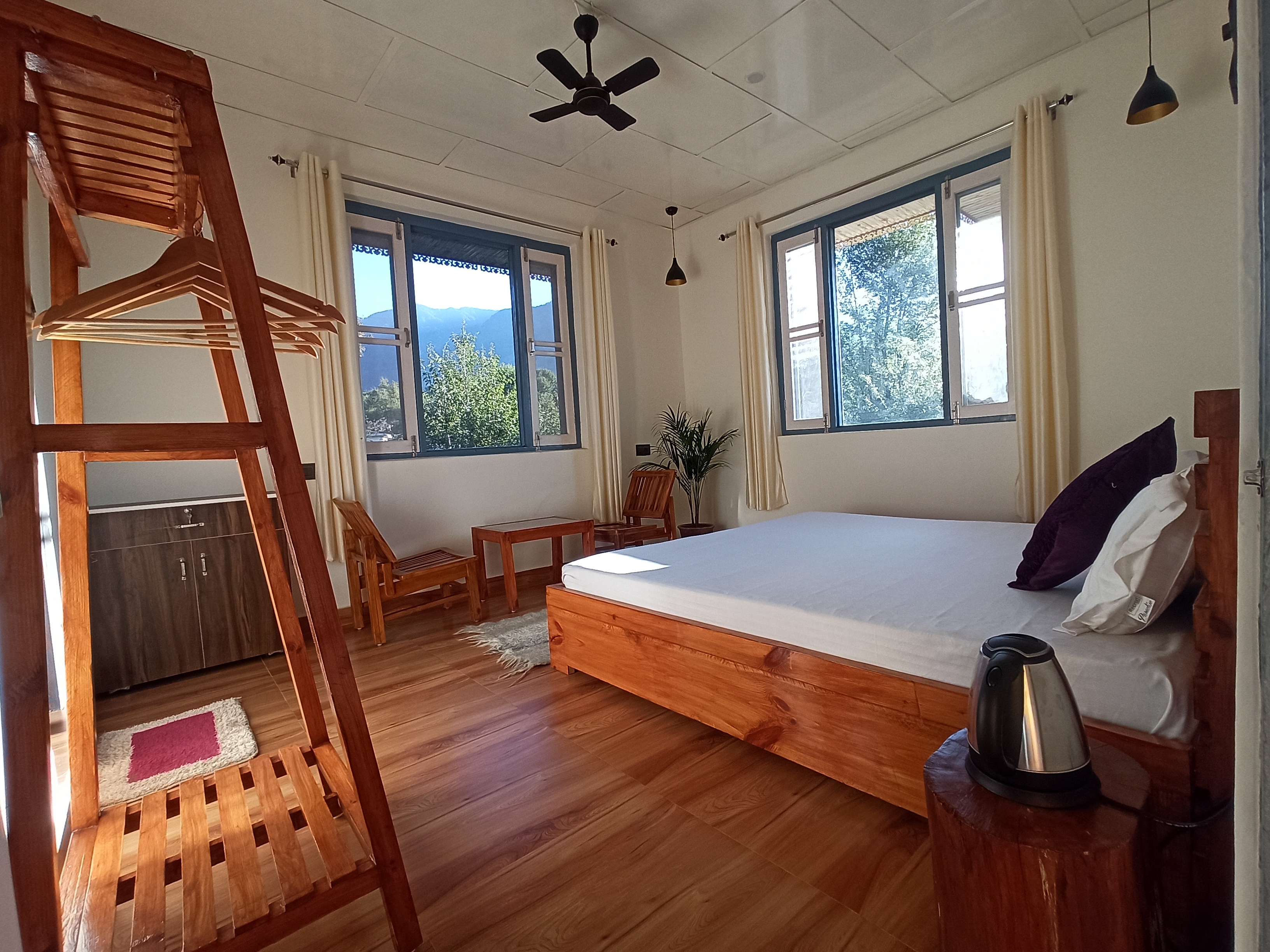 Atithi Homestay (mountain view room)