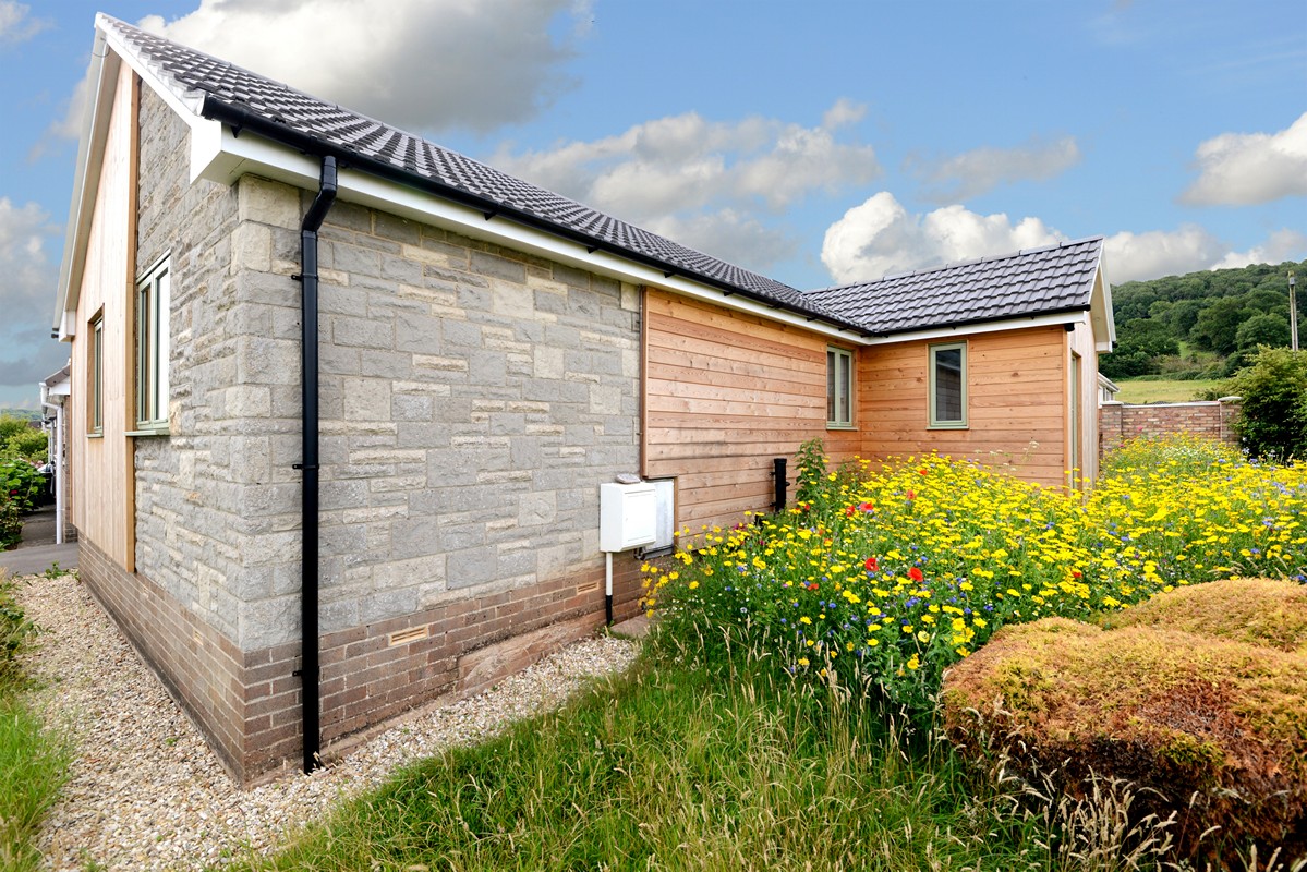 Dulcie's House Bungalows for Rent in North Somerset, England, United