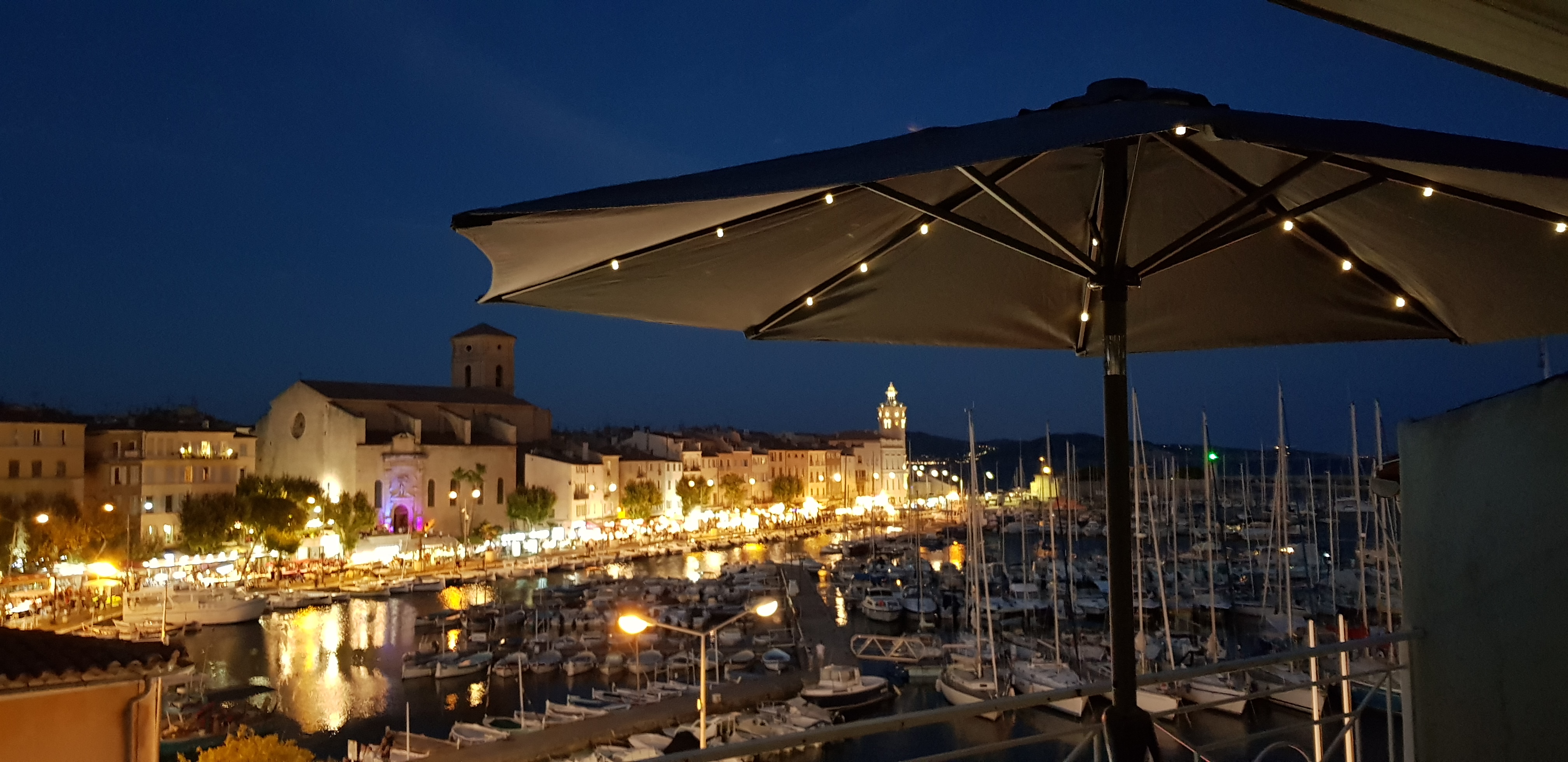 Appartement La Ciotat Terrasse Vue Mer Port Clim Appartements A Louer A La Ciotat Provence Alpes Cote D Azur France