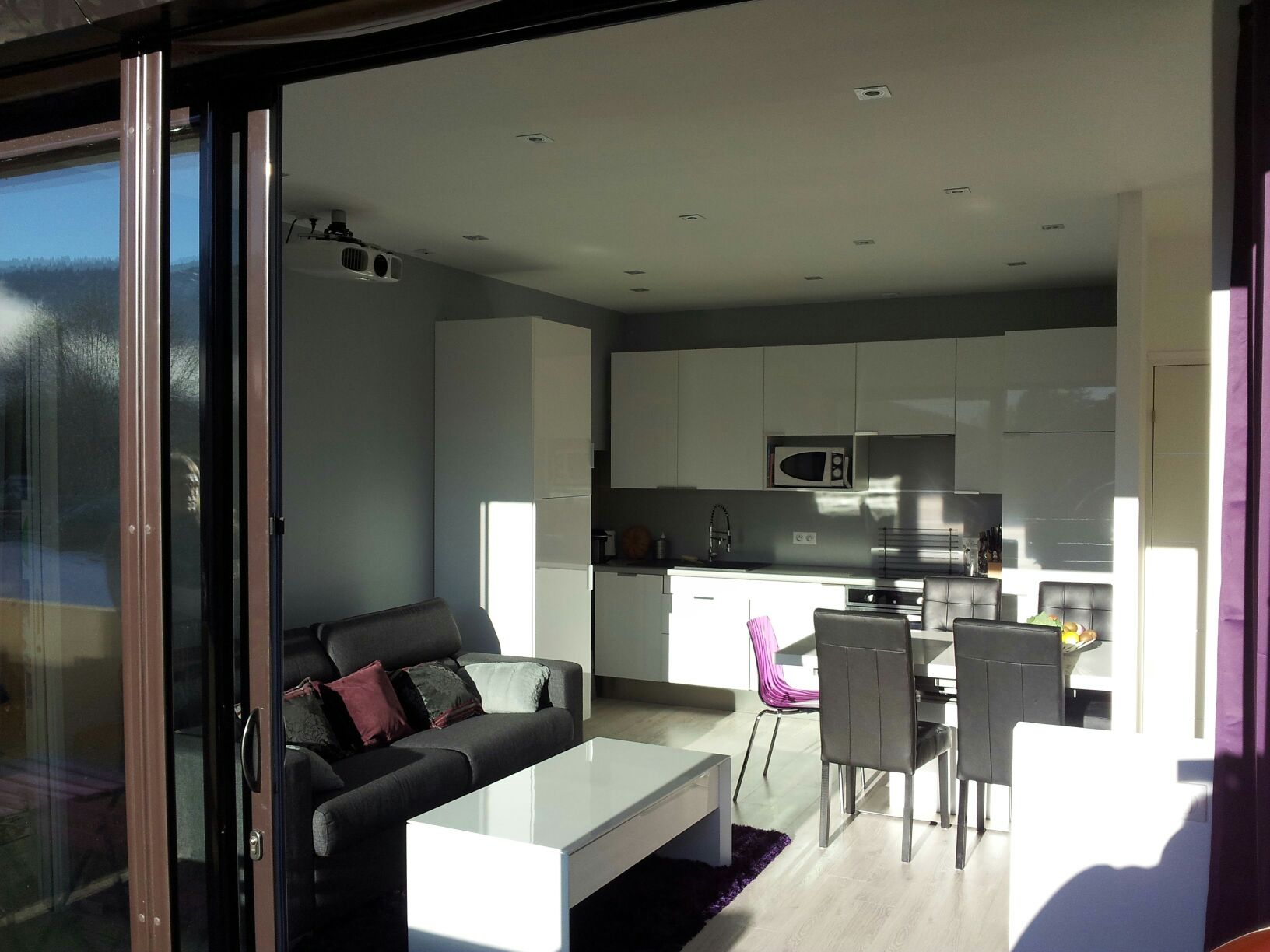 Apartment - Les Carroz center - facing the slopes