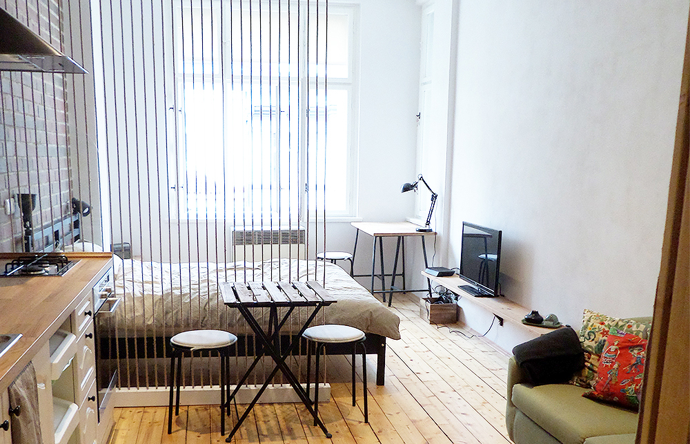 Cozy and modern studio near the touristic center.