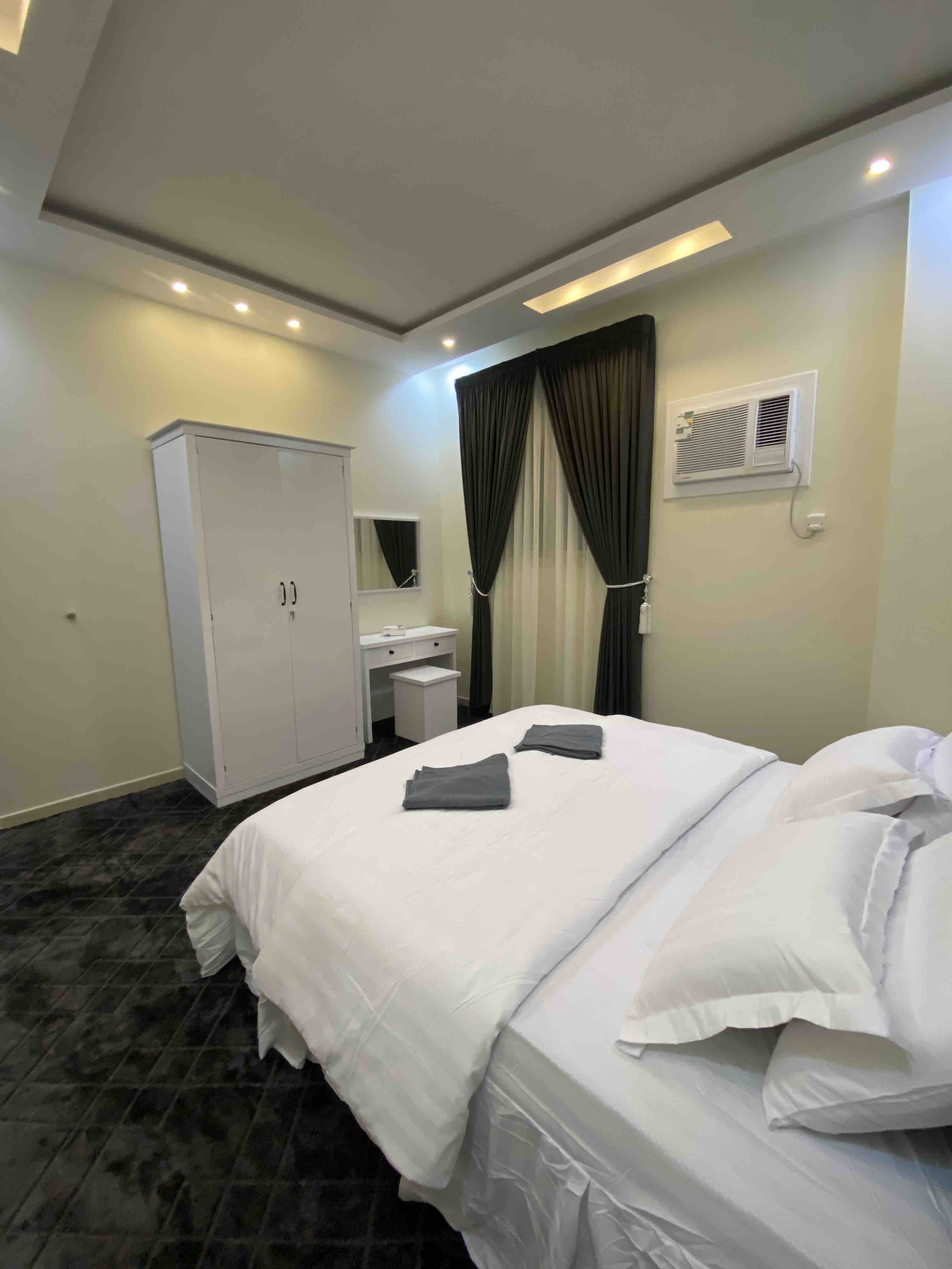 3 bedroom apt 8 min drive to Masjid Nabawi