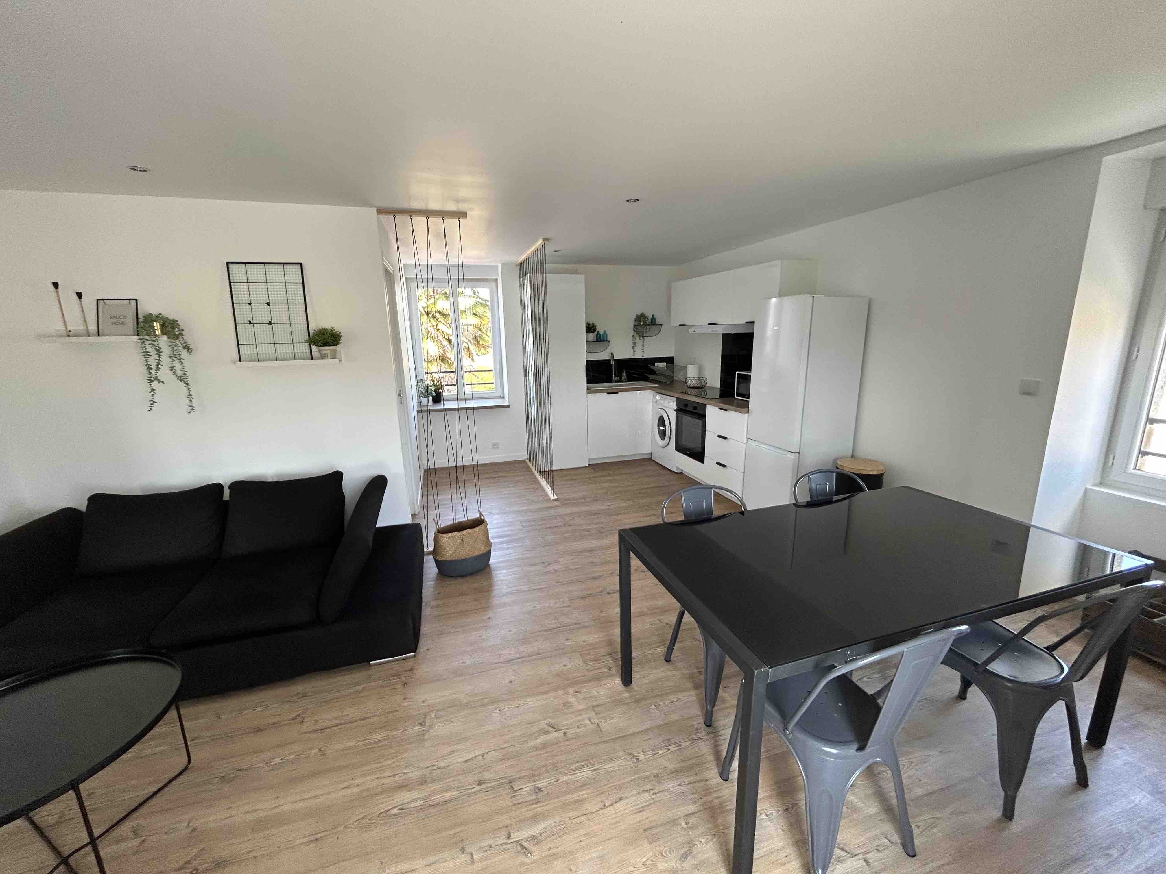 Apartment T3, close to the sea.