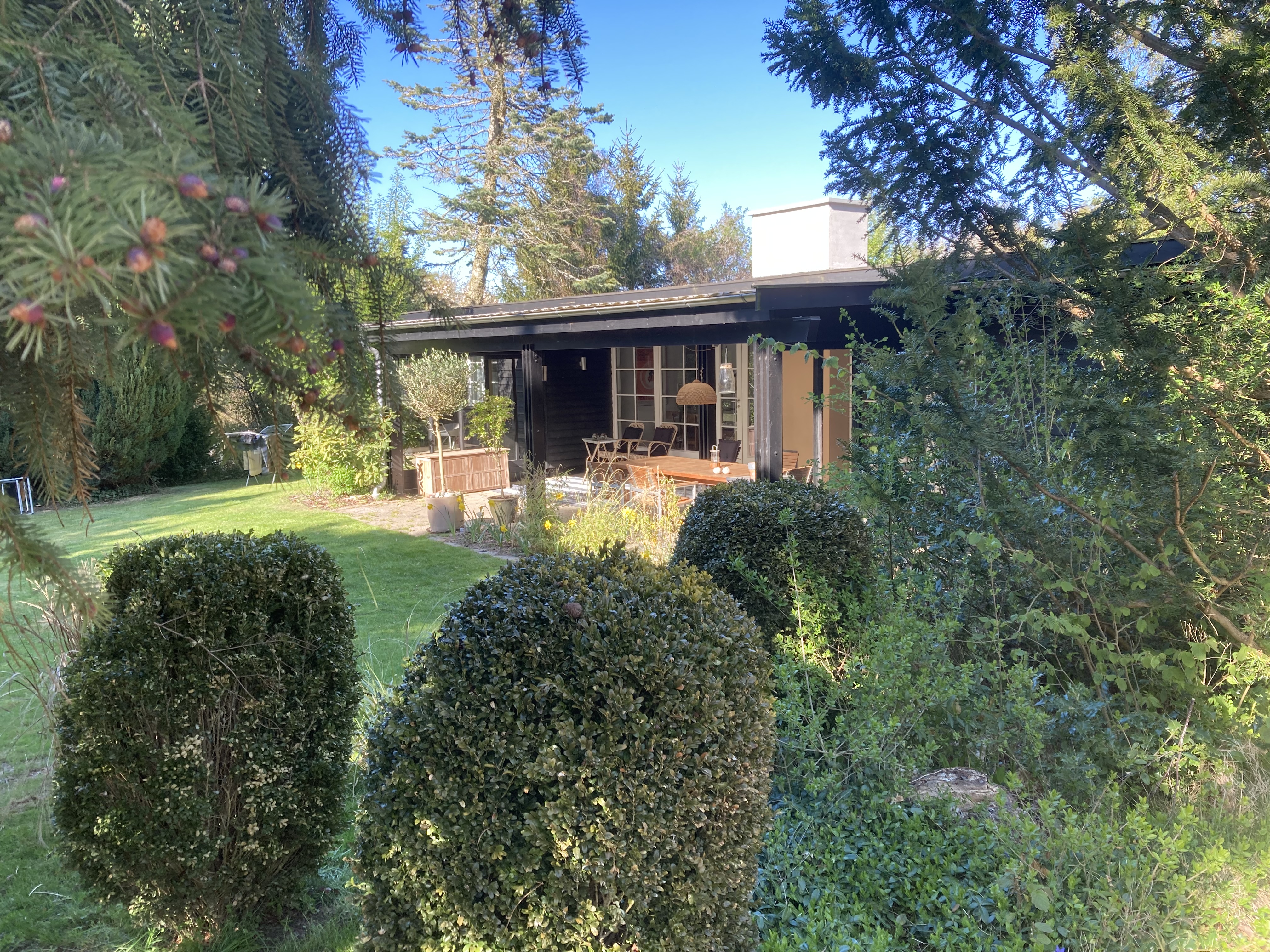 Lovely cottage close to water and nature