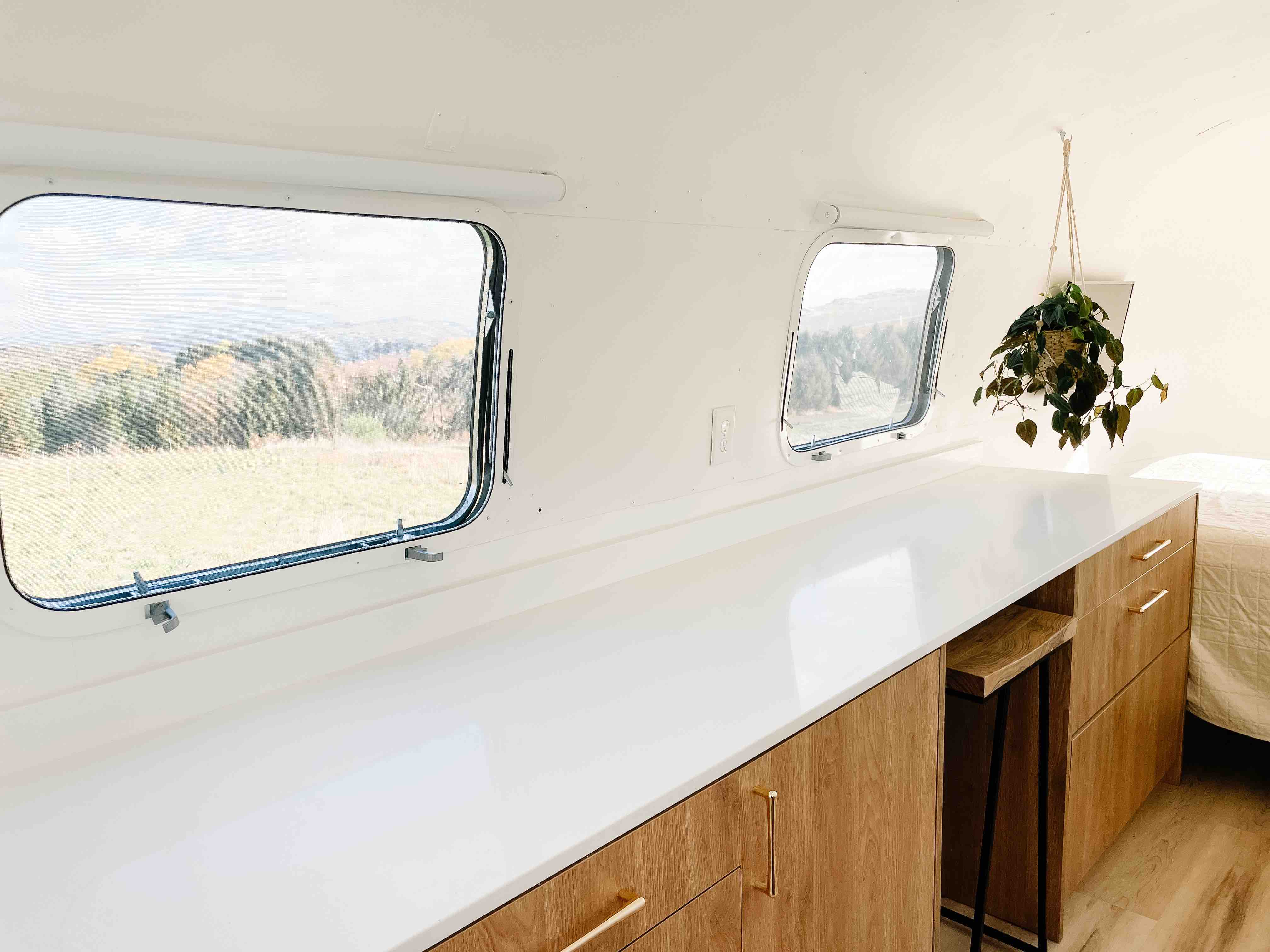 Restored 1973 Airstream Land Yacht