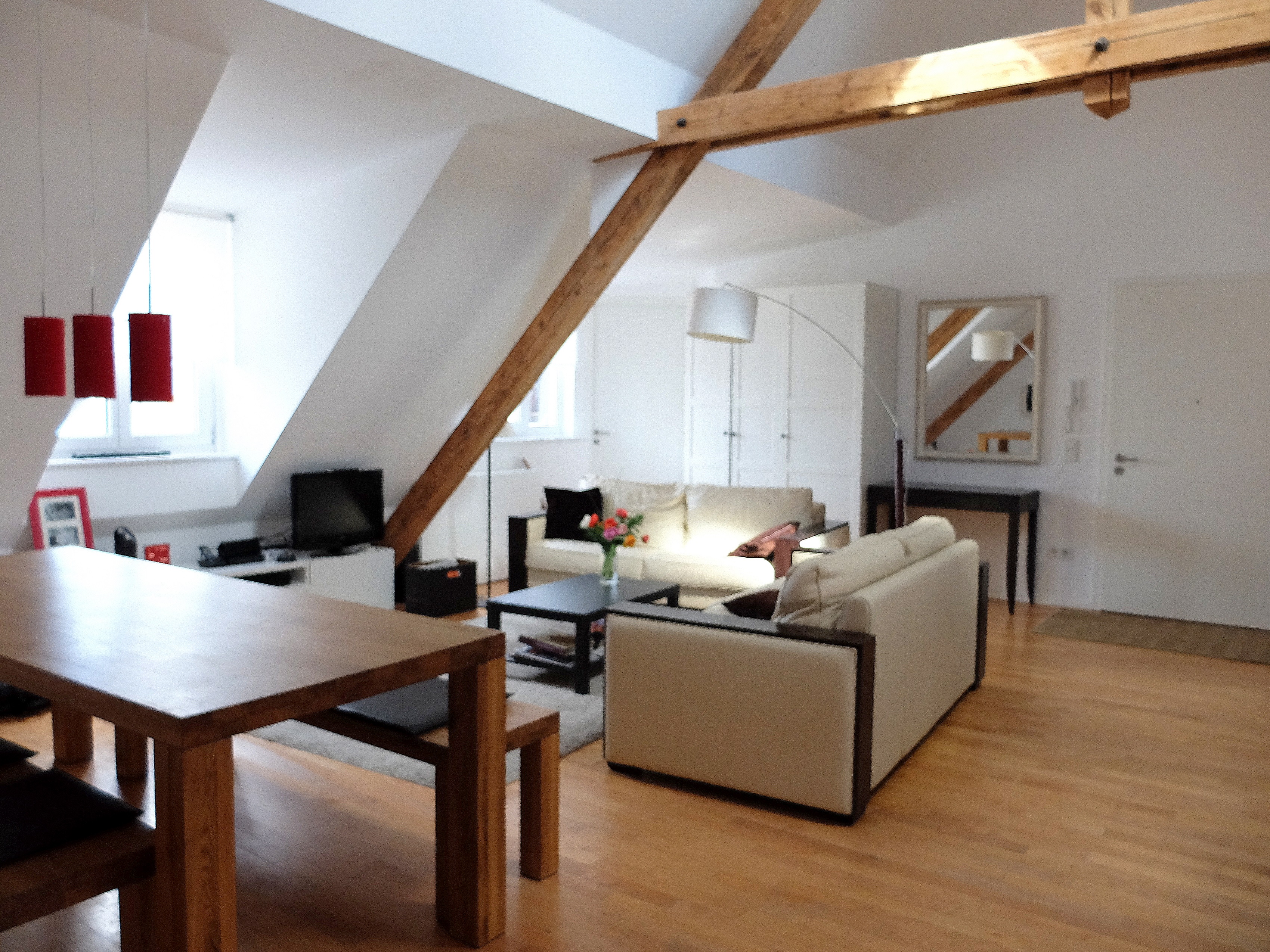 Large, Bright and Quiet Loft in Central Munich in Obergiesing, Munich