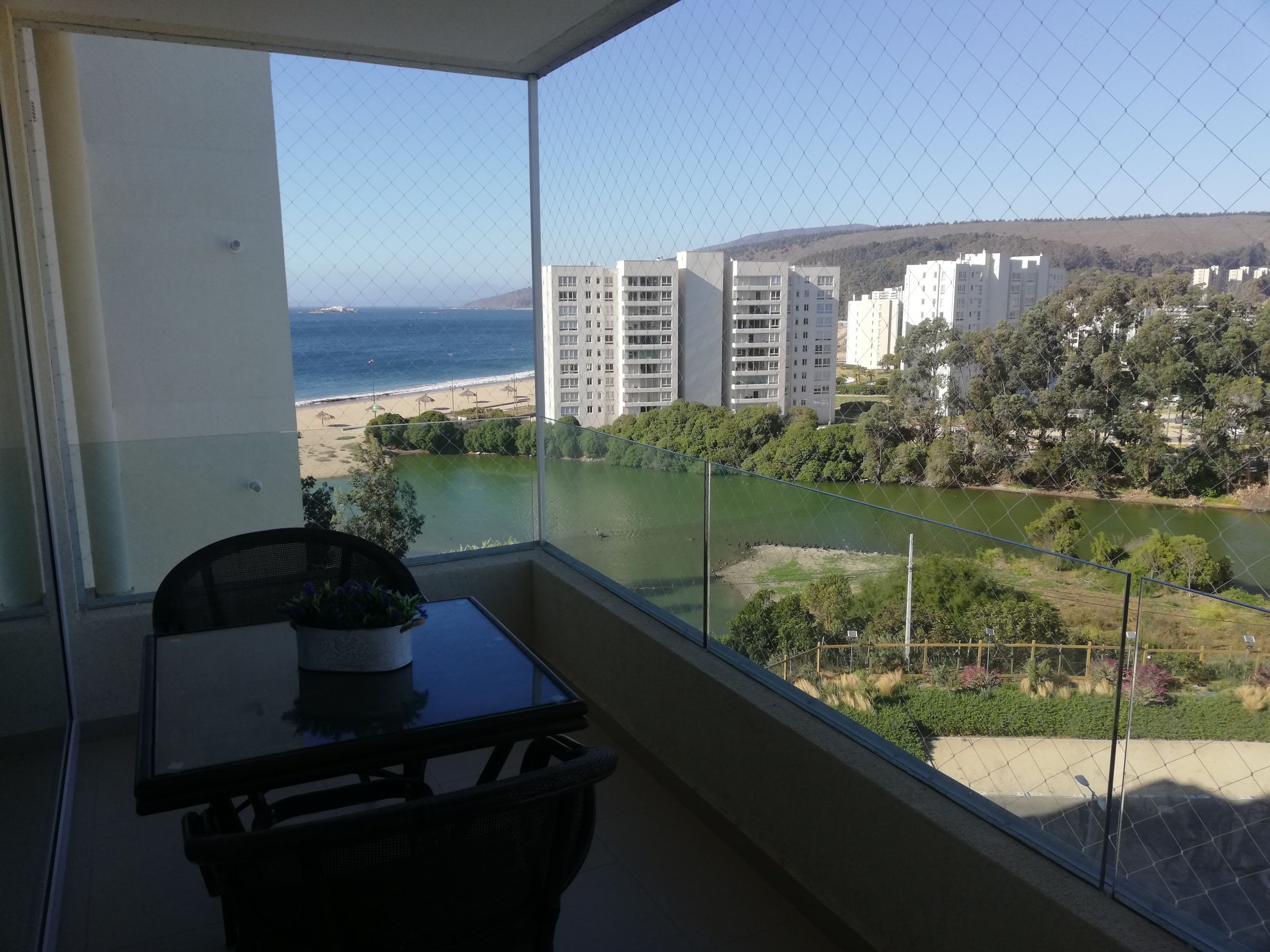 Beautiful and quiet apartment Papudo Laguna