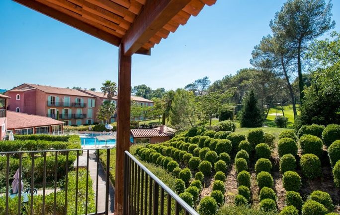 Golf view holiday residence house