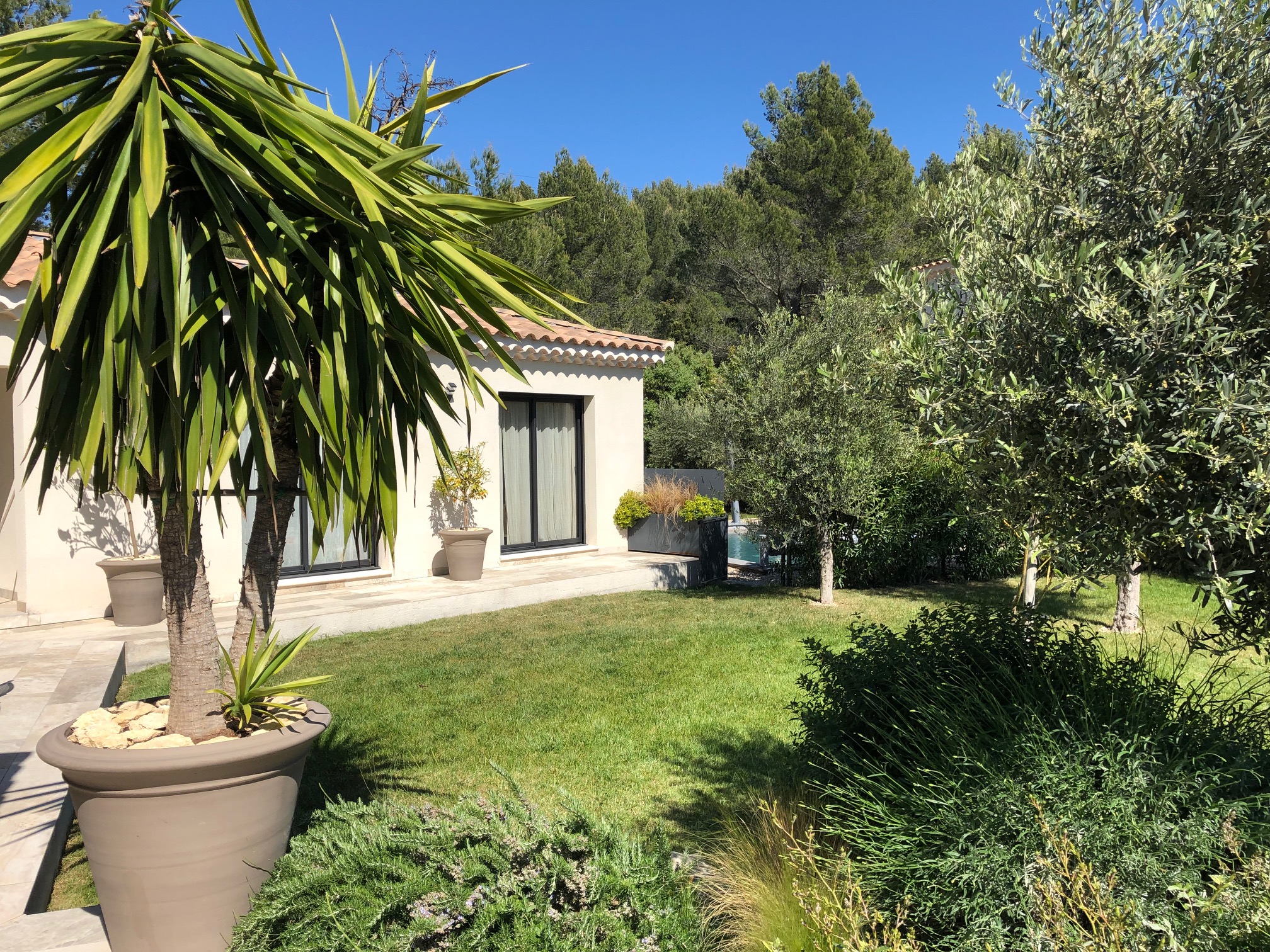 BELLE VILLA AU COEUR DE LA PROVENCE+PISCINE PRIVEE