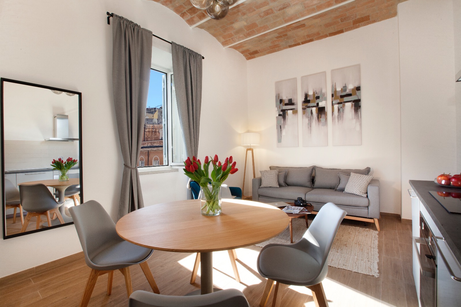 Modern Flat By The Colosseum