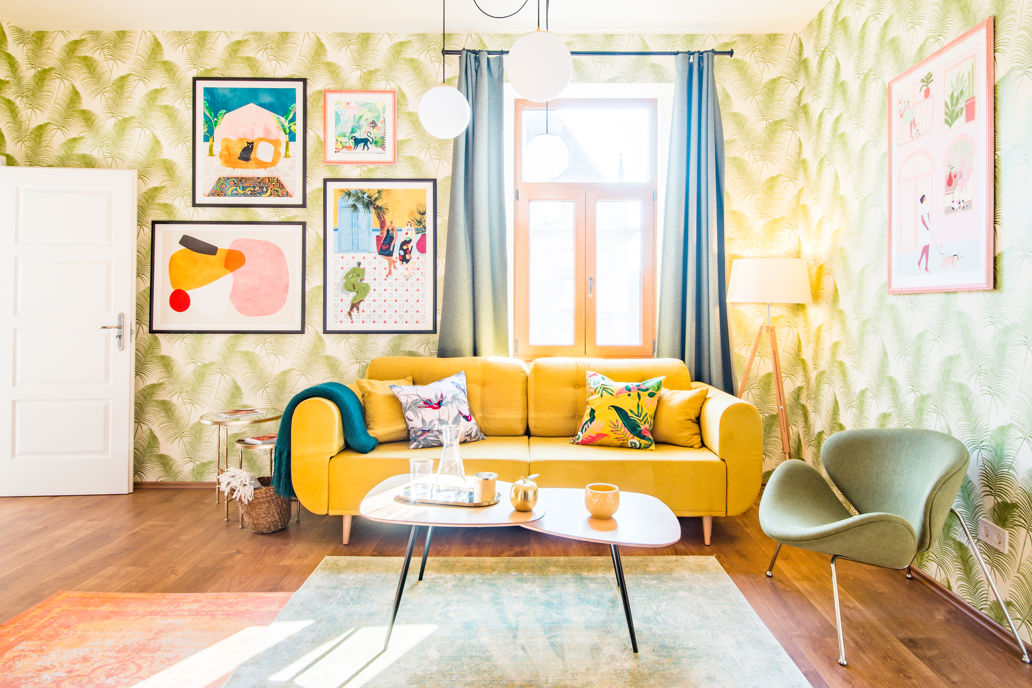 New Boutique Apartment near New York Cafe