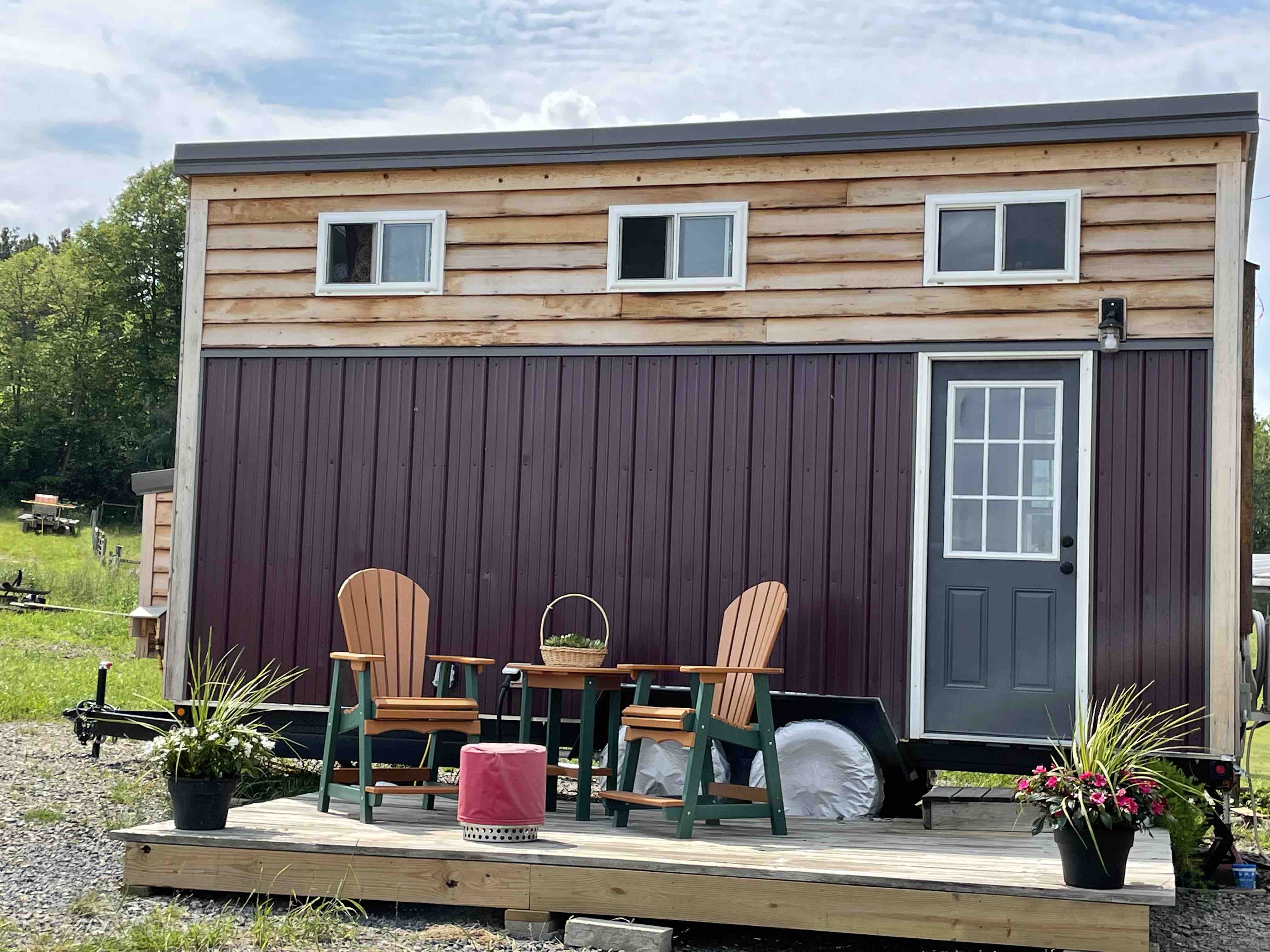 Unique tiny house on small working farm