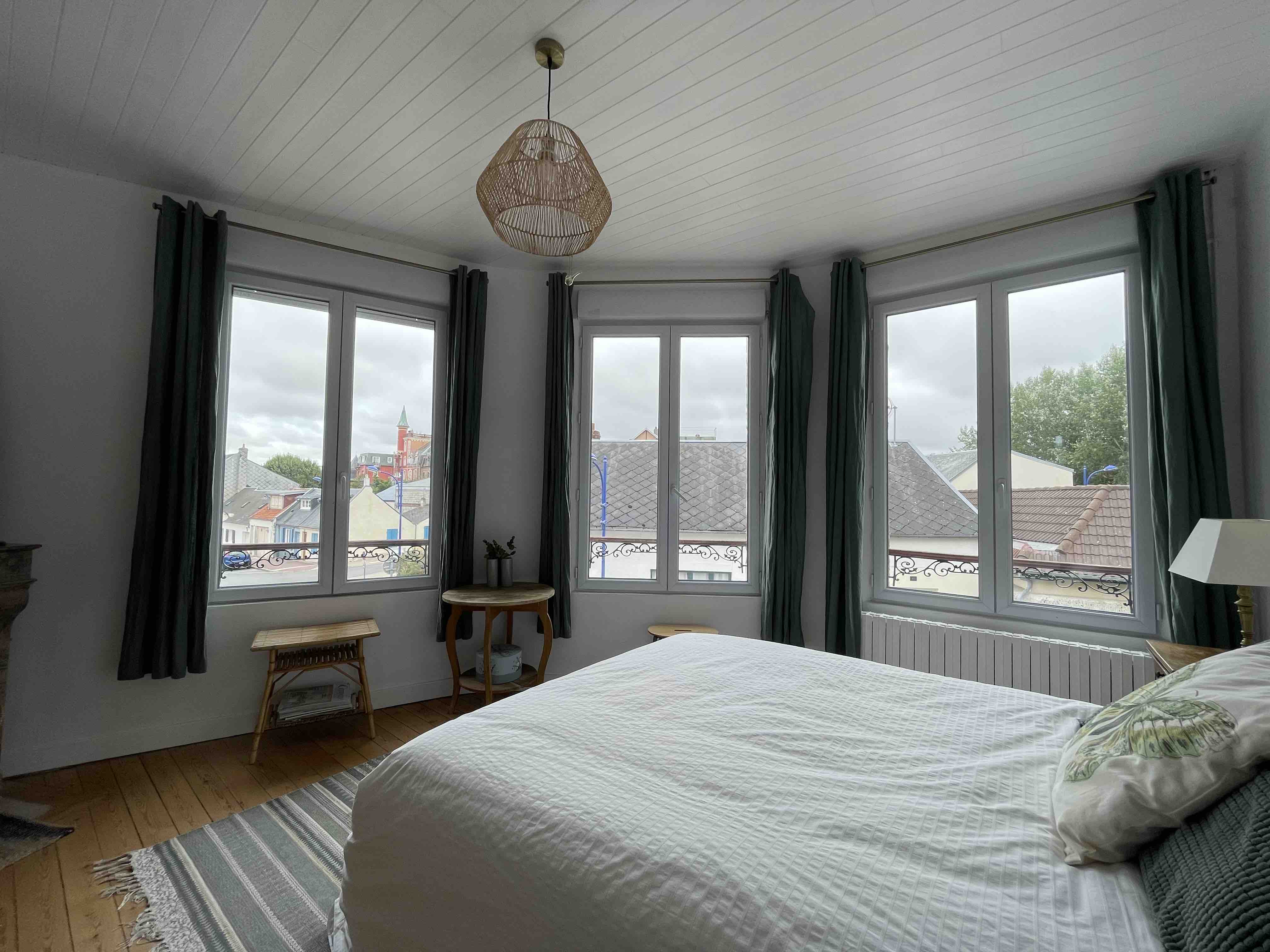 Charming house 100m from the beach