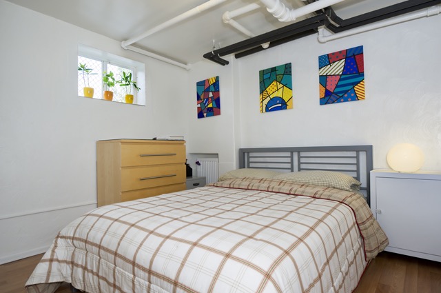 2 Bedroom in the heart of the BlueBird District in Congress Park, Denver