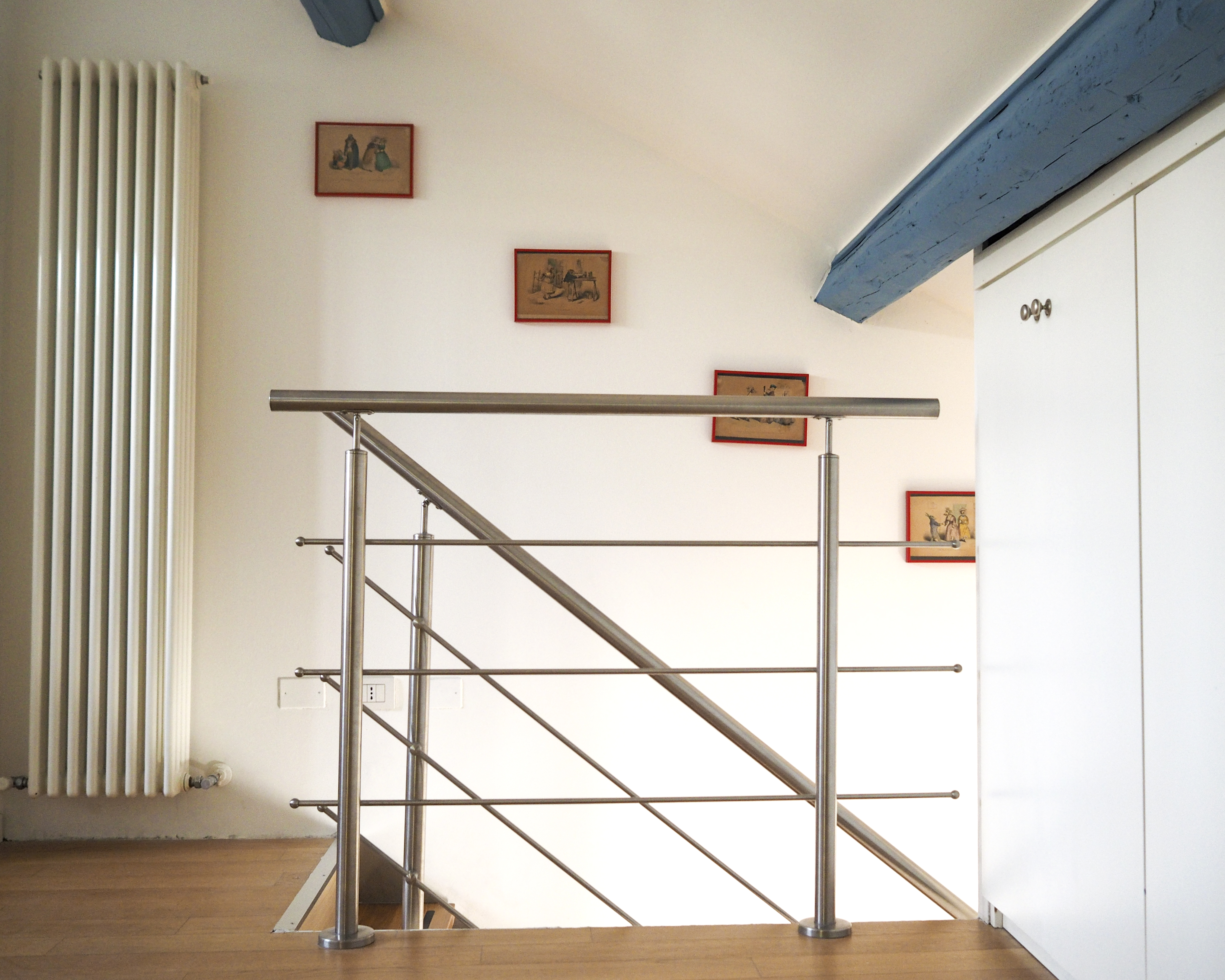 Your quite 2 floors nest in Milan best district.