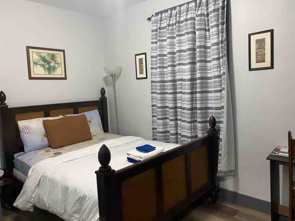 AMAZING GETAWAY “A2”ROOM 8 MINS TO EWR/PENN/RUTGER in West, Newark