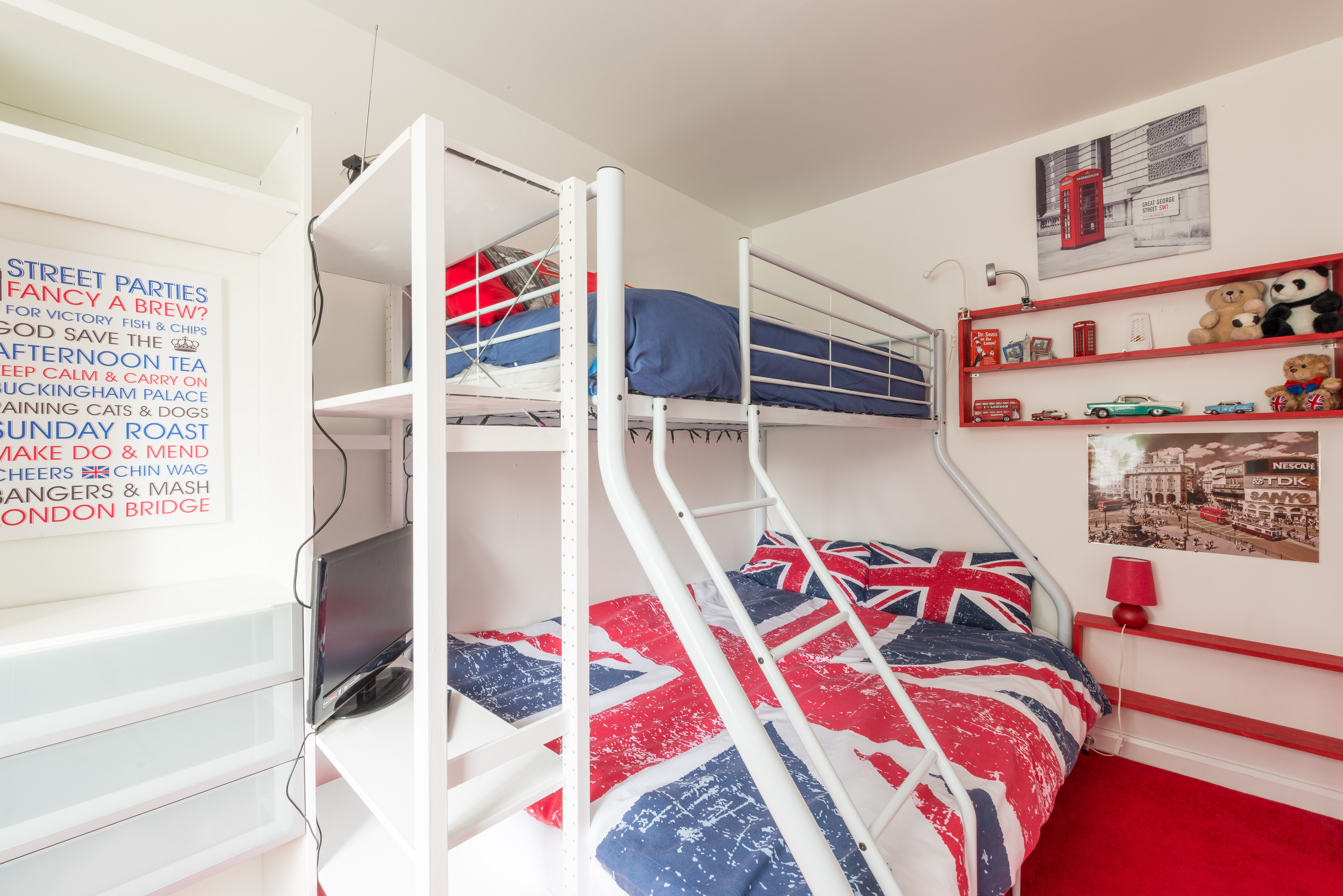 bargain town bunk beds