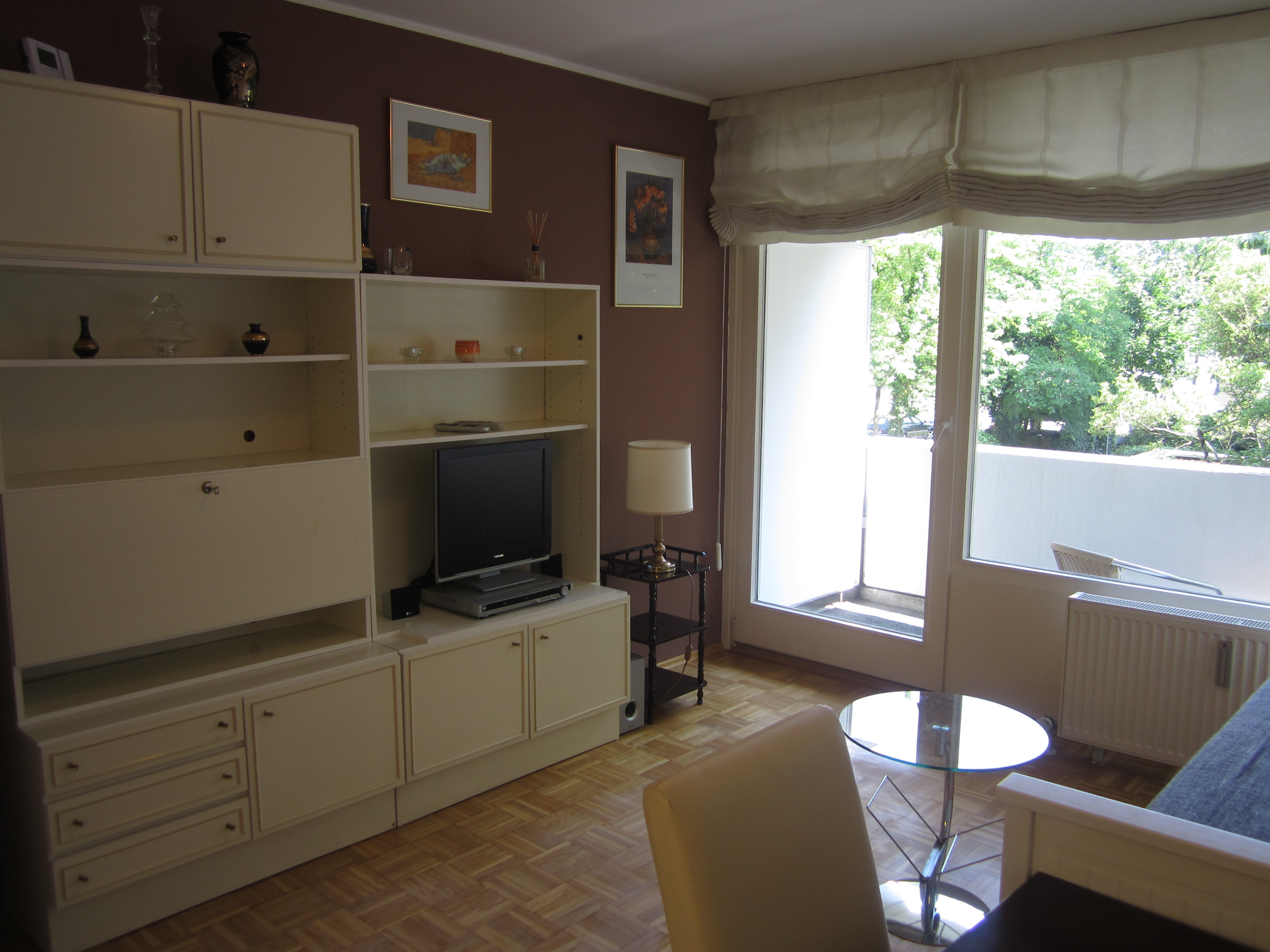 Super central octoberfest Apartment in Schwabing-Freimann, Munich