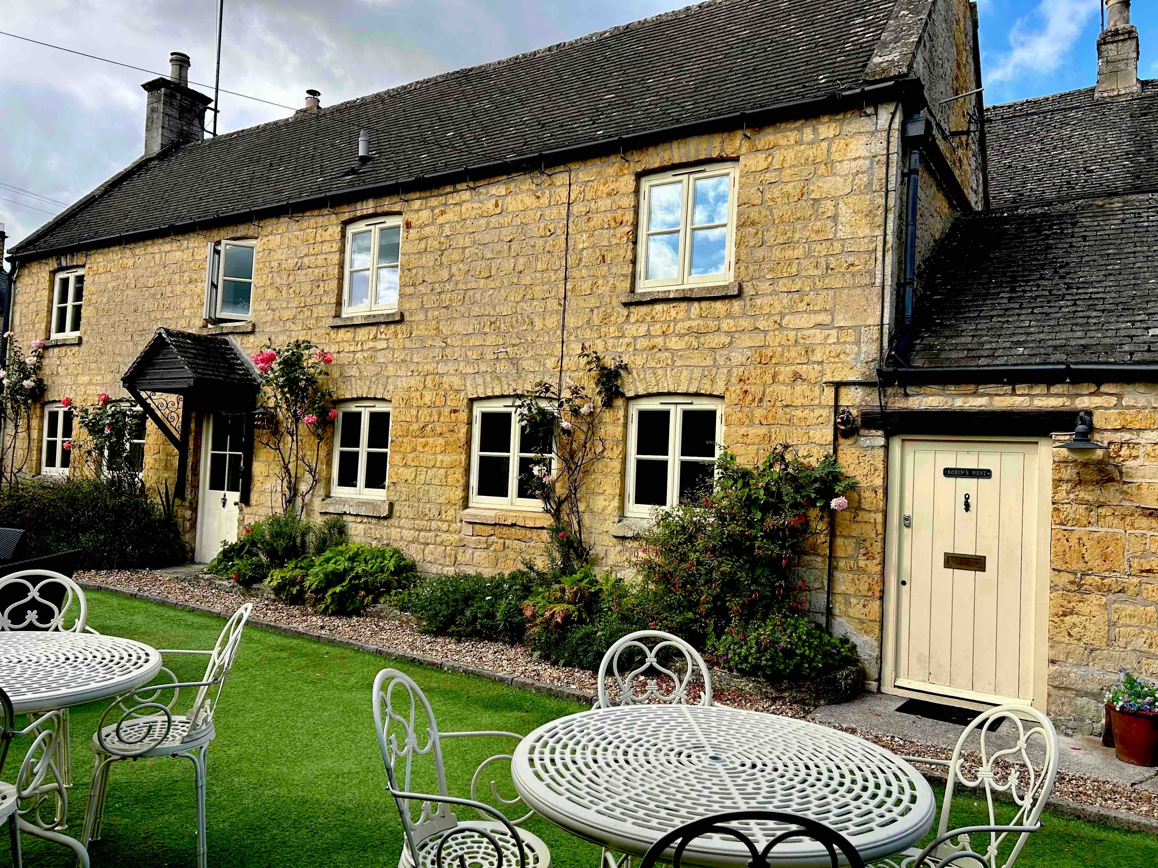 Charming character cottage in Bourton-on-the-Water