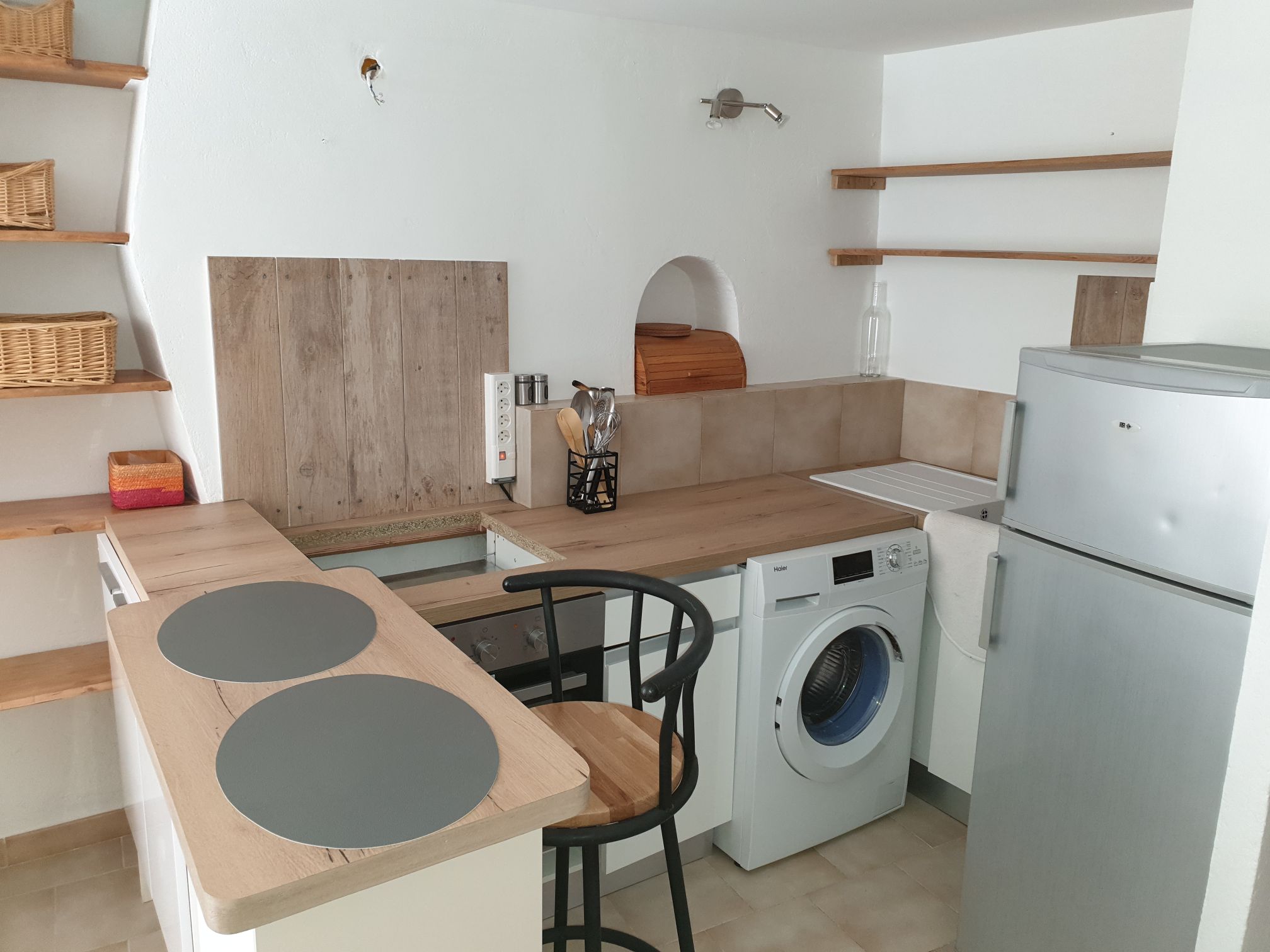 Flayosc, medieval village and Provencal
cozy studio