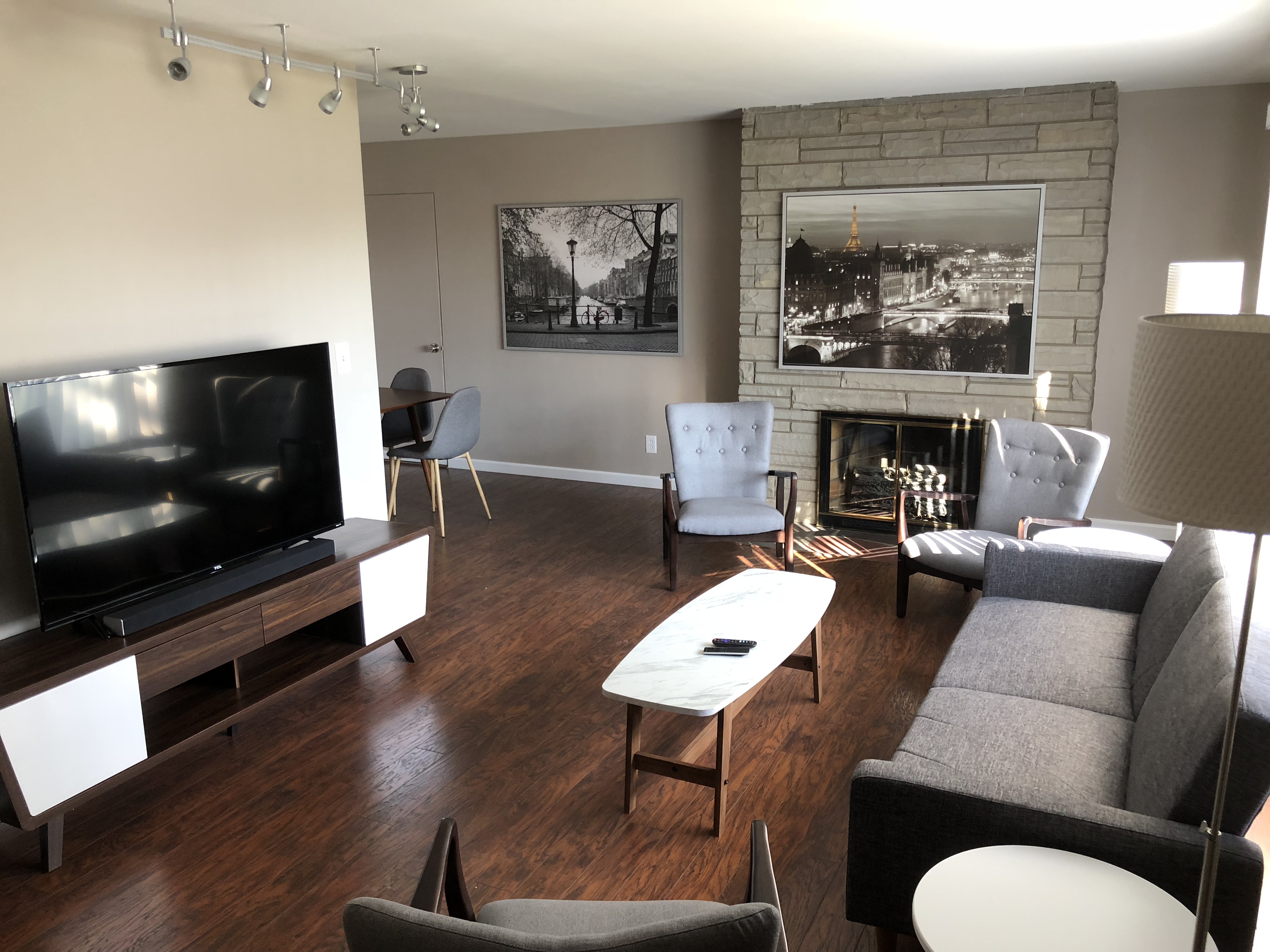 Beautiful renovated ranch in quiet neighborhood. in Eastmoor/Walnut Ridge, Columbus
