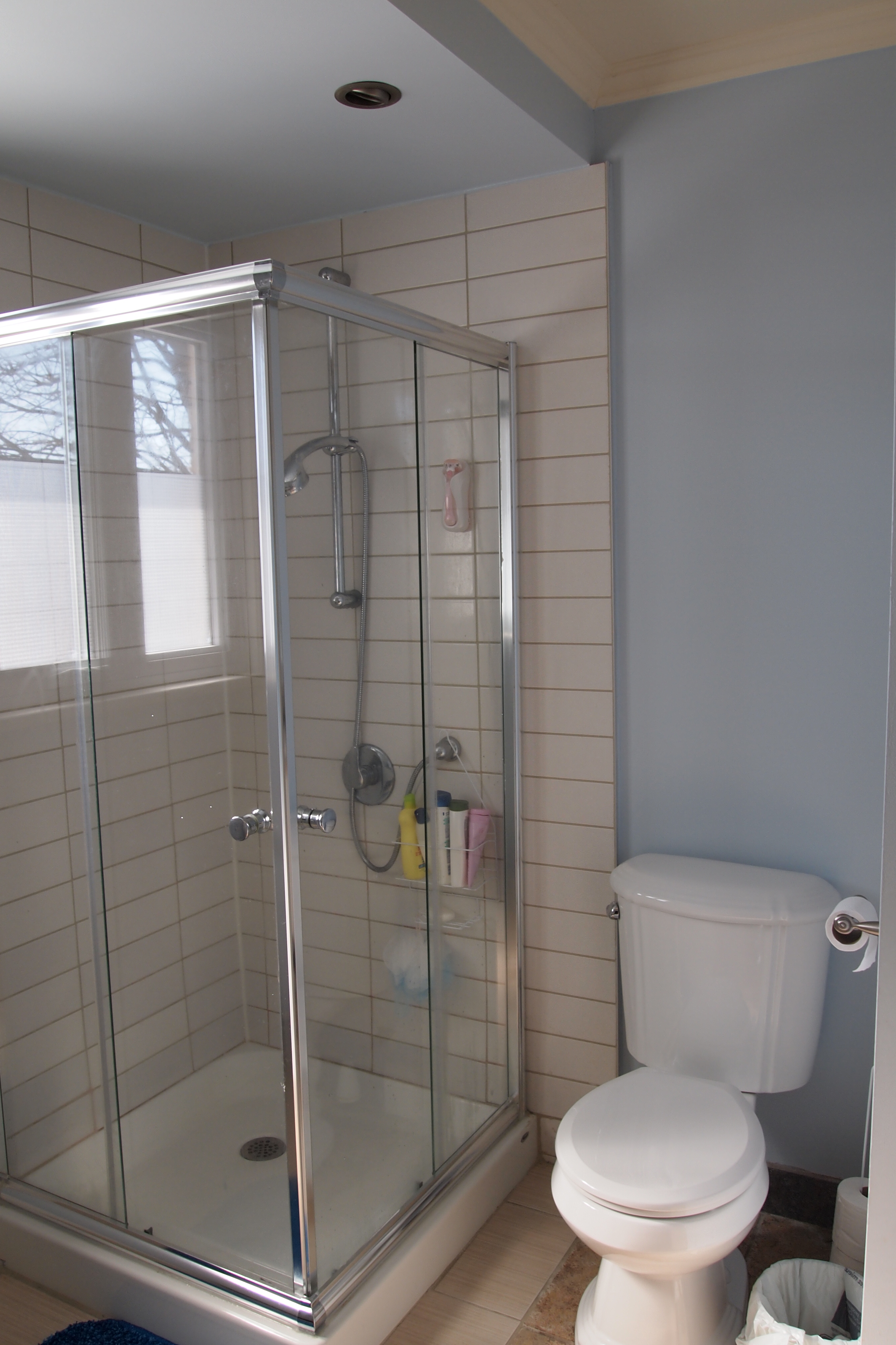 Sunny and quietRoom to rent monthly