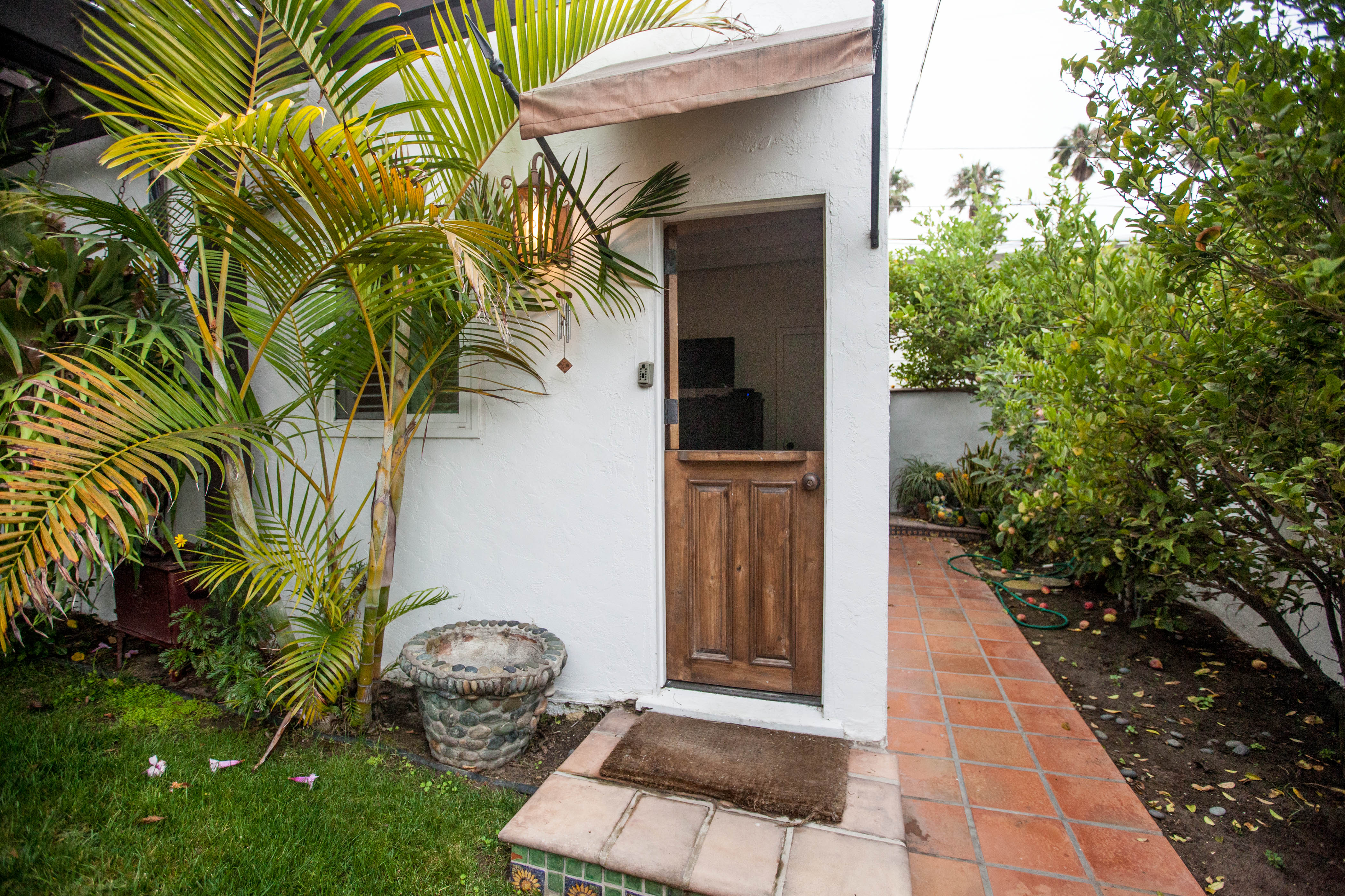 $100-150 night--Windansea #3 - Guesthouses for Rent in San Diego