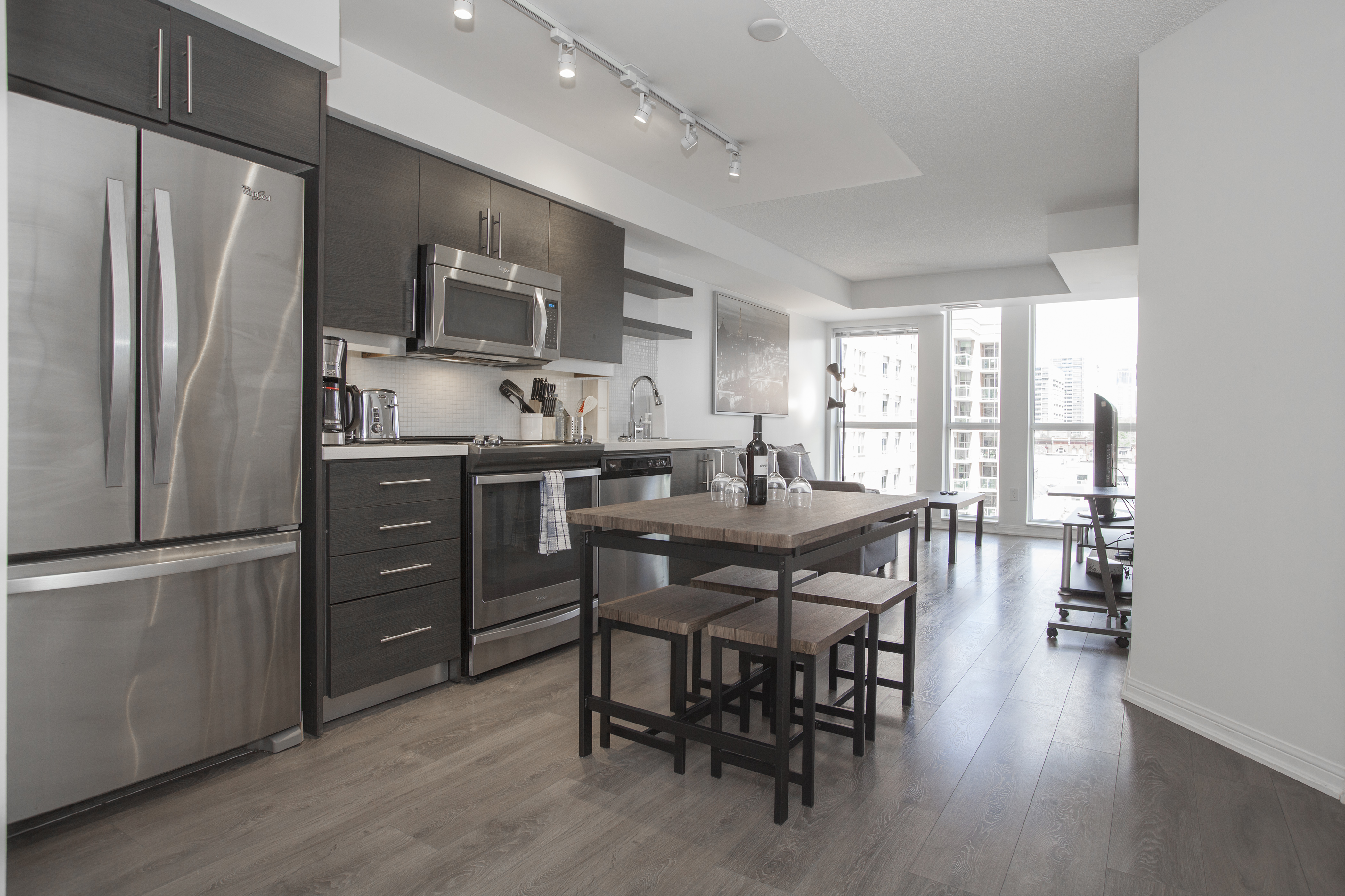Modern Condo in St Lawrence&Distillery District