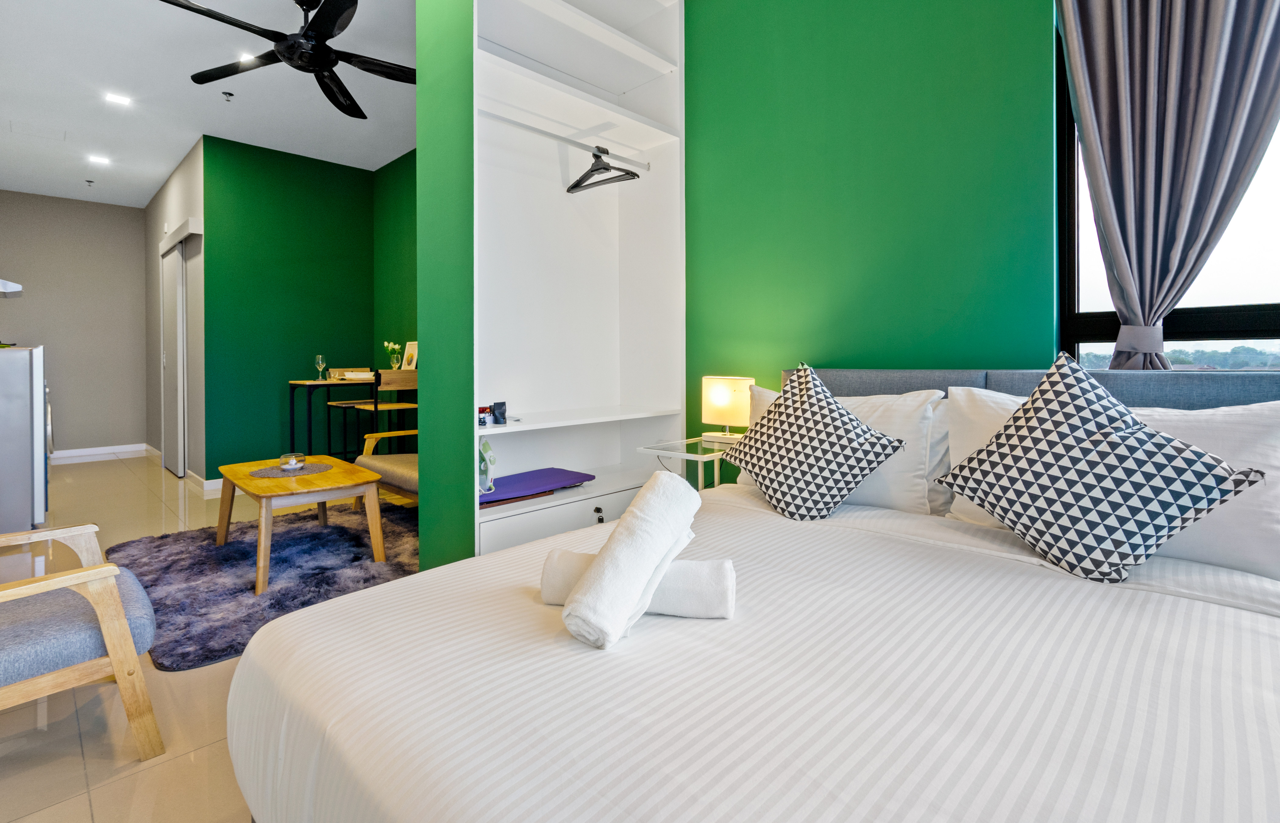 Free shuttle LRT/Paradigm Mall,4A:Great facilities - Apartments 