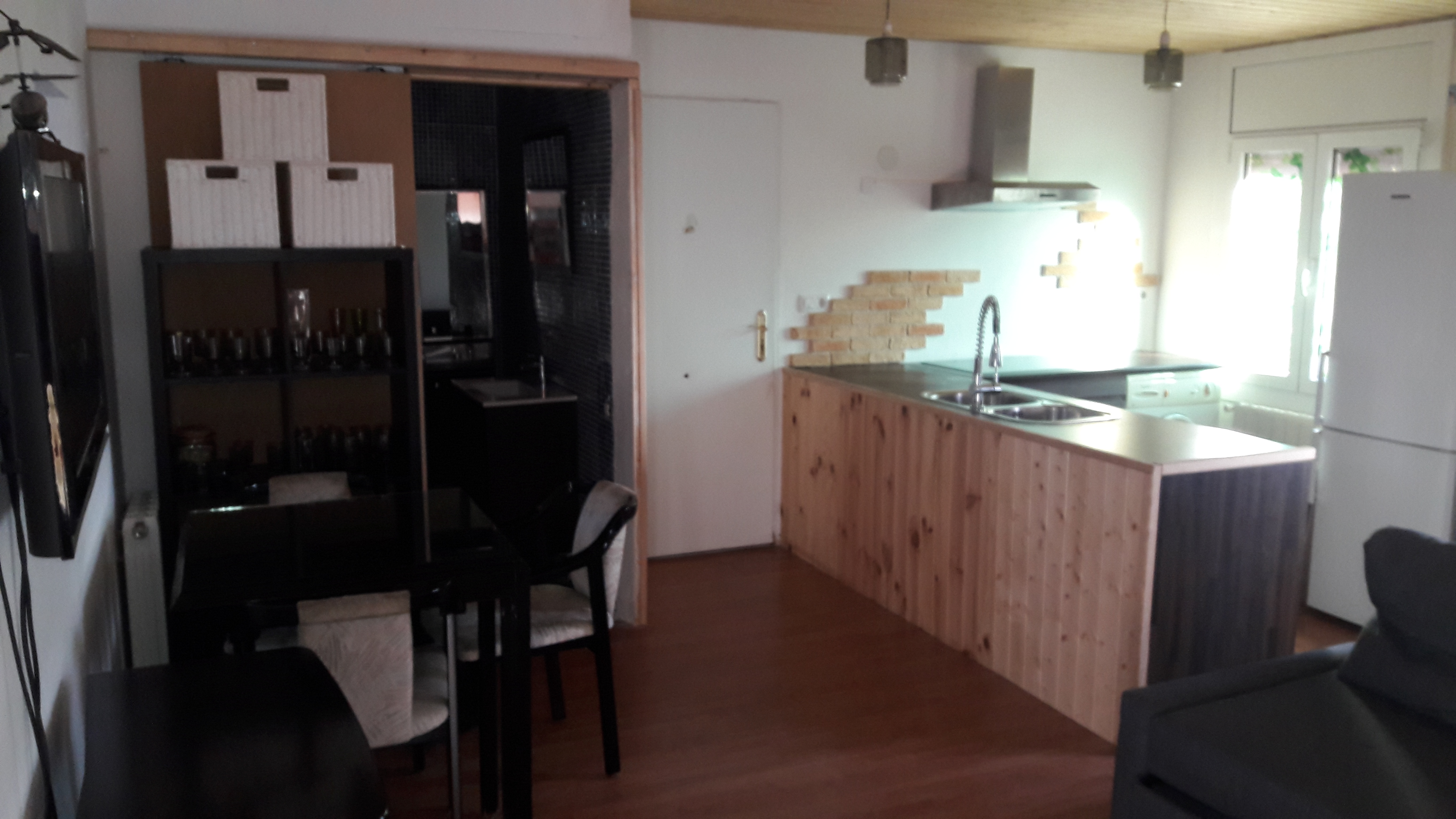 HOUSE QUIET AREA