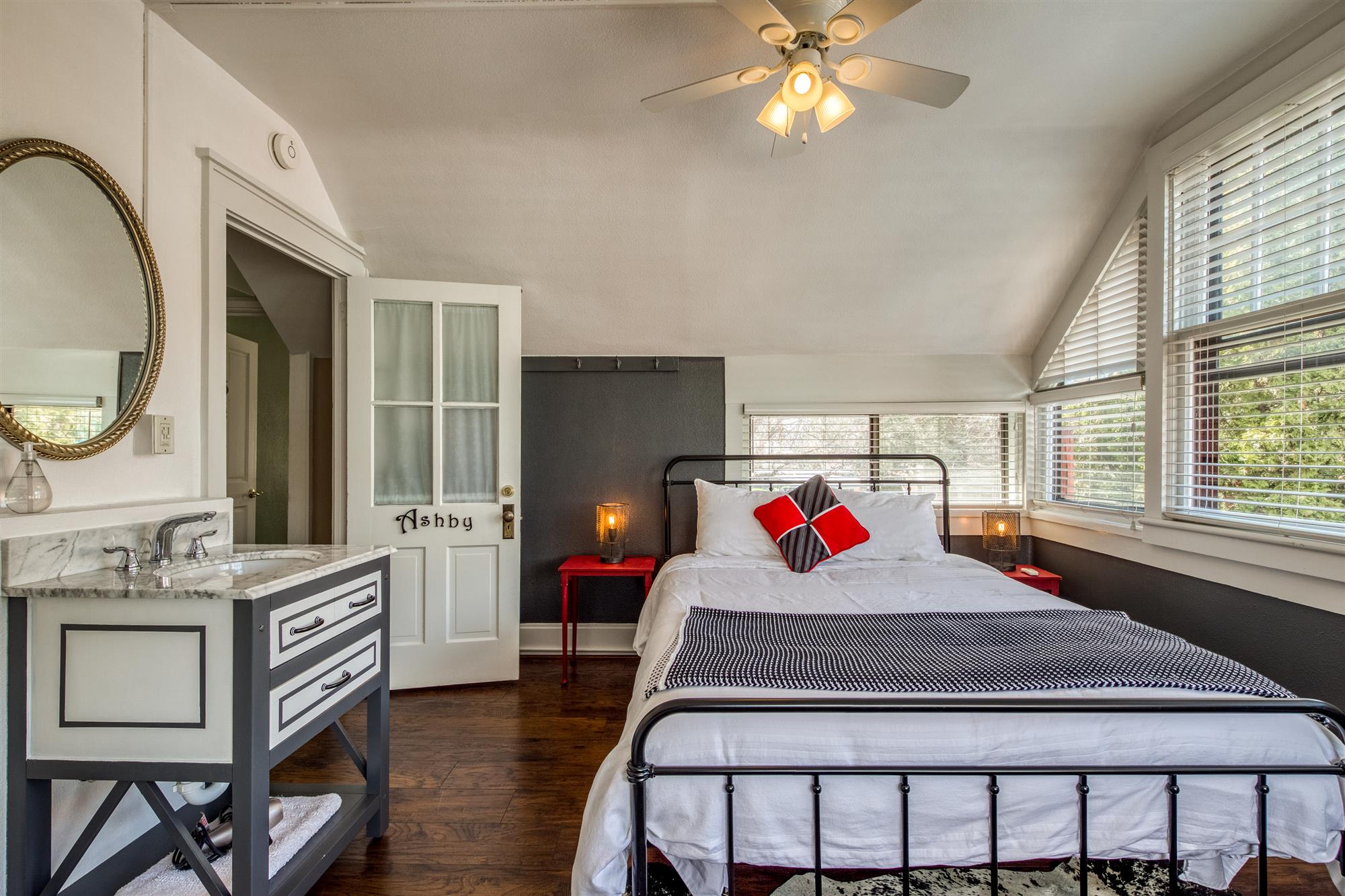 Franklin House, Boise 's 1st Bed & Beer, "Ashby" Airbnb