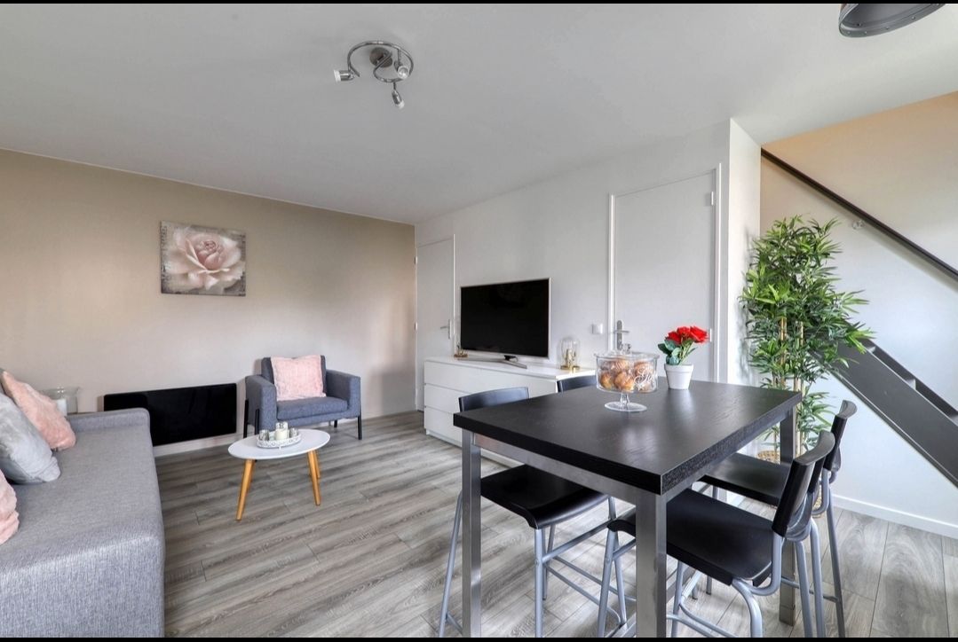 Small house near Disneyland Paris - 5 minutes.