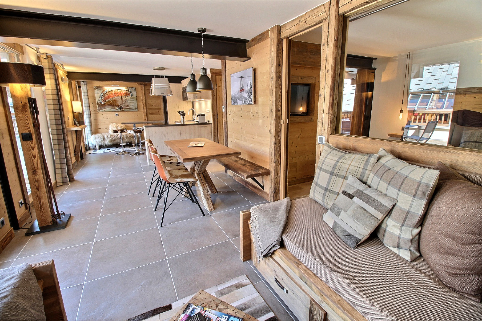 Luxury apartment in the center 3 chbrs / 2 bathrooms