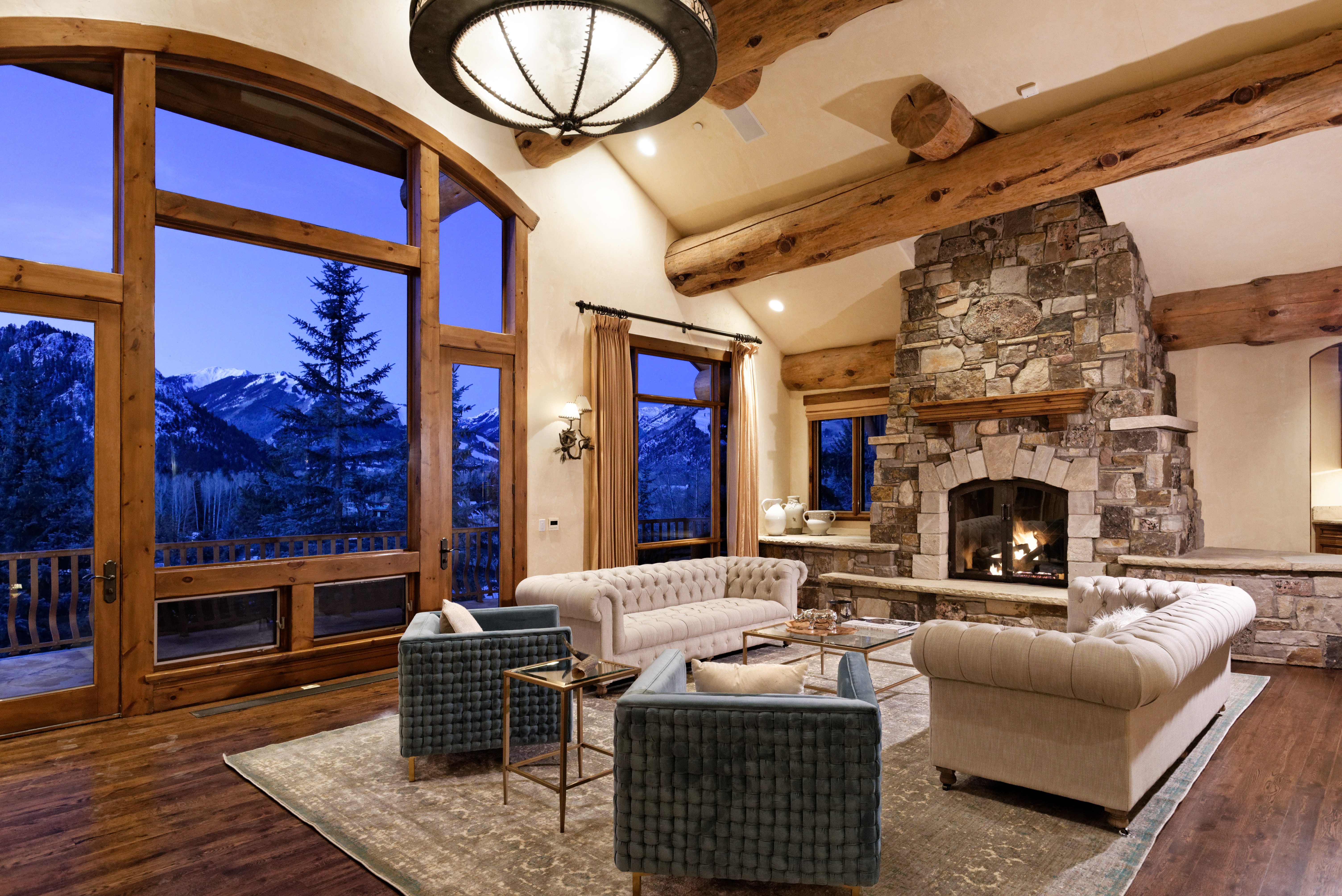 Luxurious Willoughby Way Rental Houses For Rent In Aspen Colorado United States