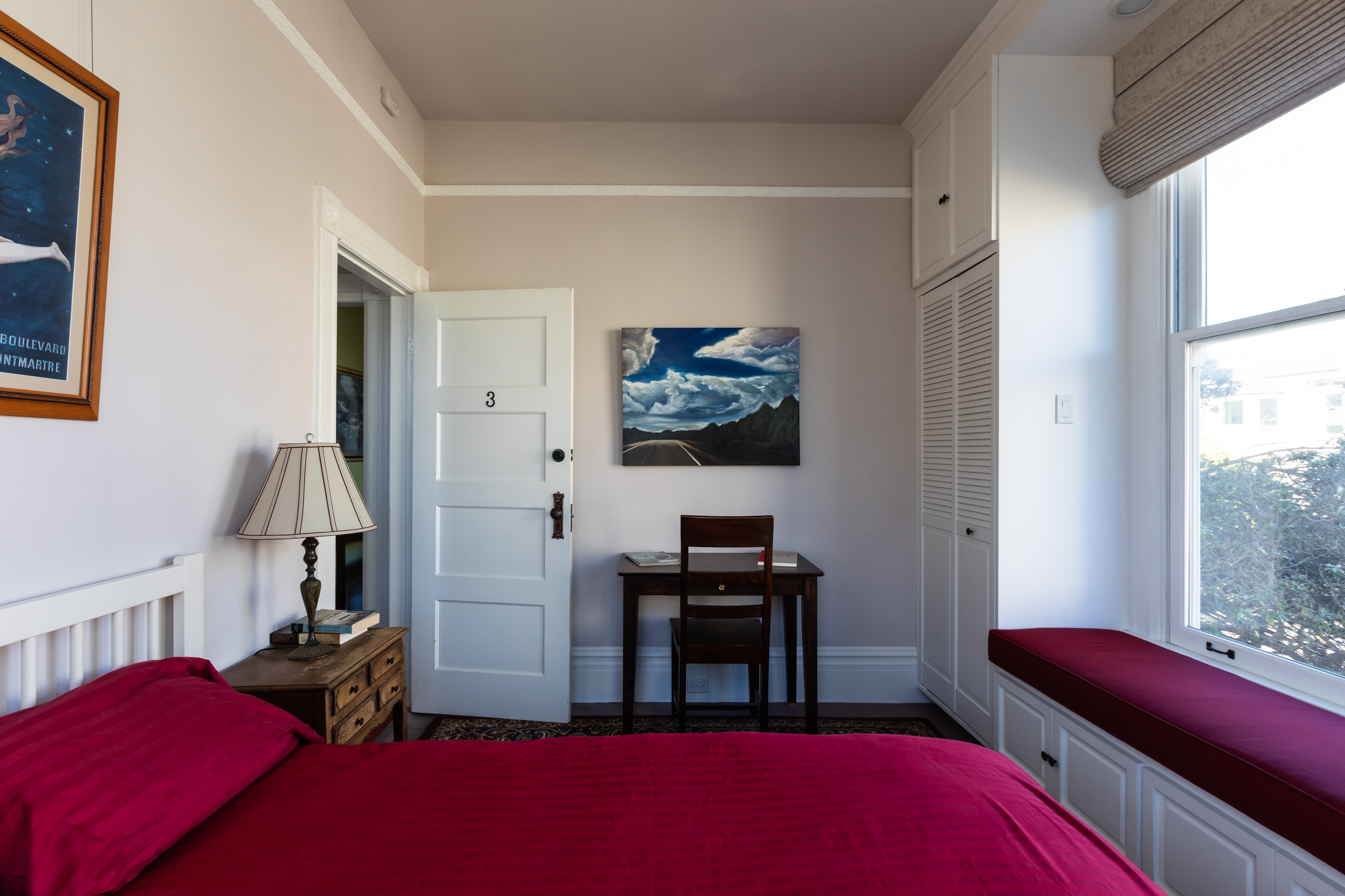 Nice room in a 1890 Noe Valley Victorian