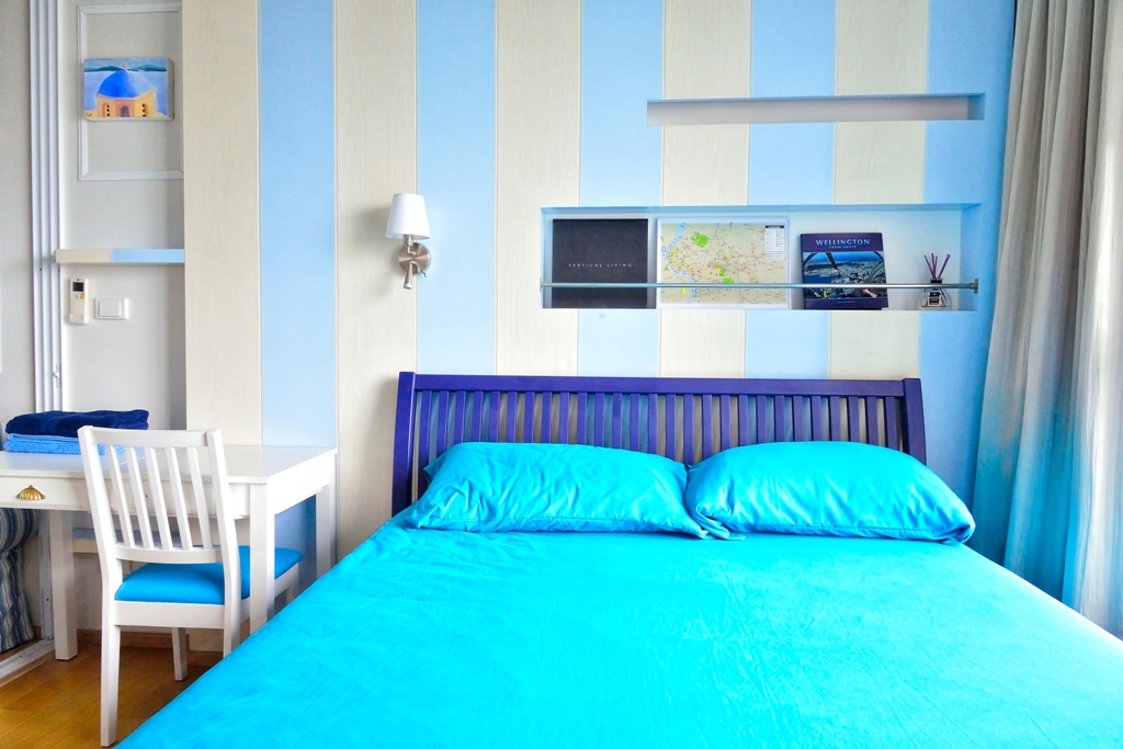 Thonburi APT @Sky train in Khlong San, Bangkok