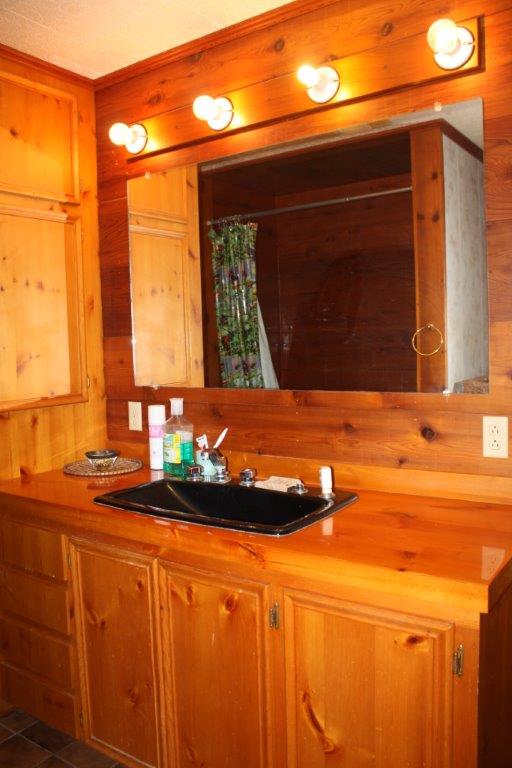 Cozy Camp in the trees, Beach Isle Houses for Rent in Grand Isle