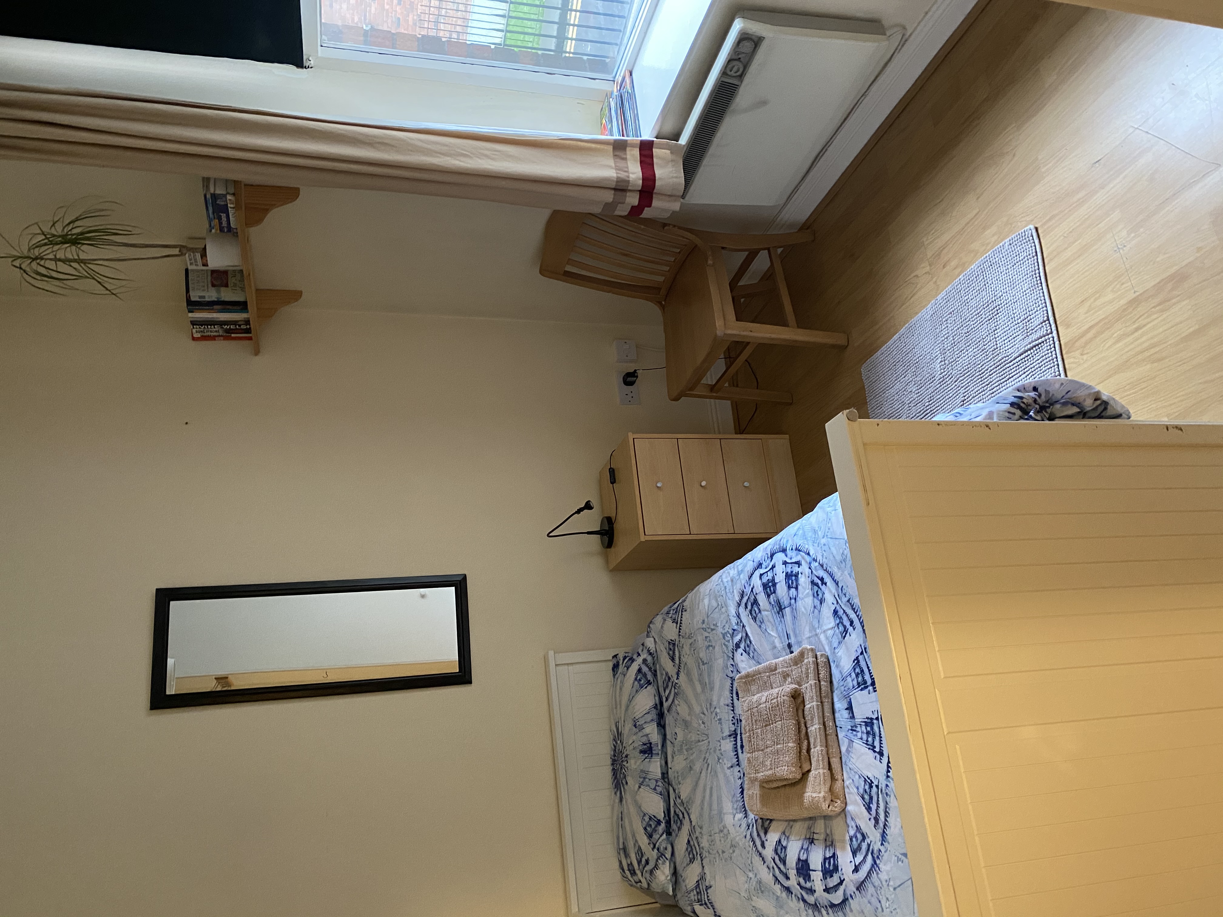 Very Central Single Room