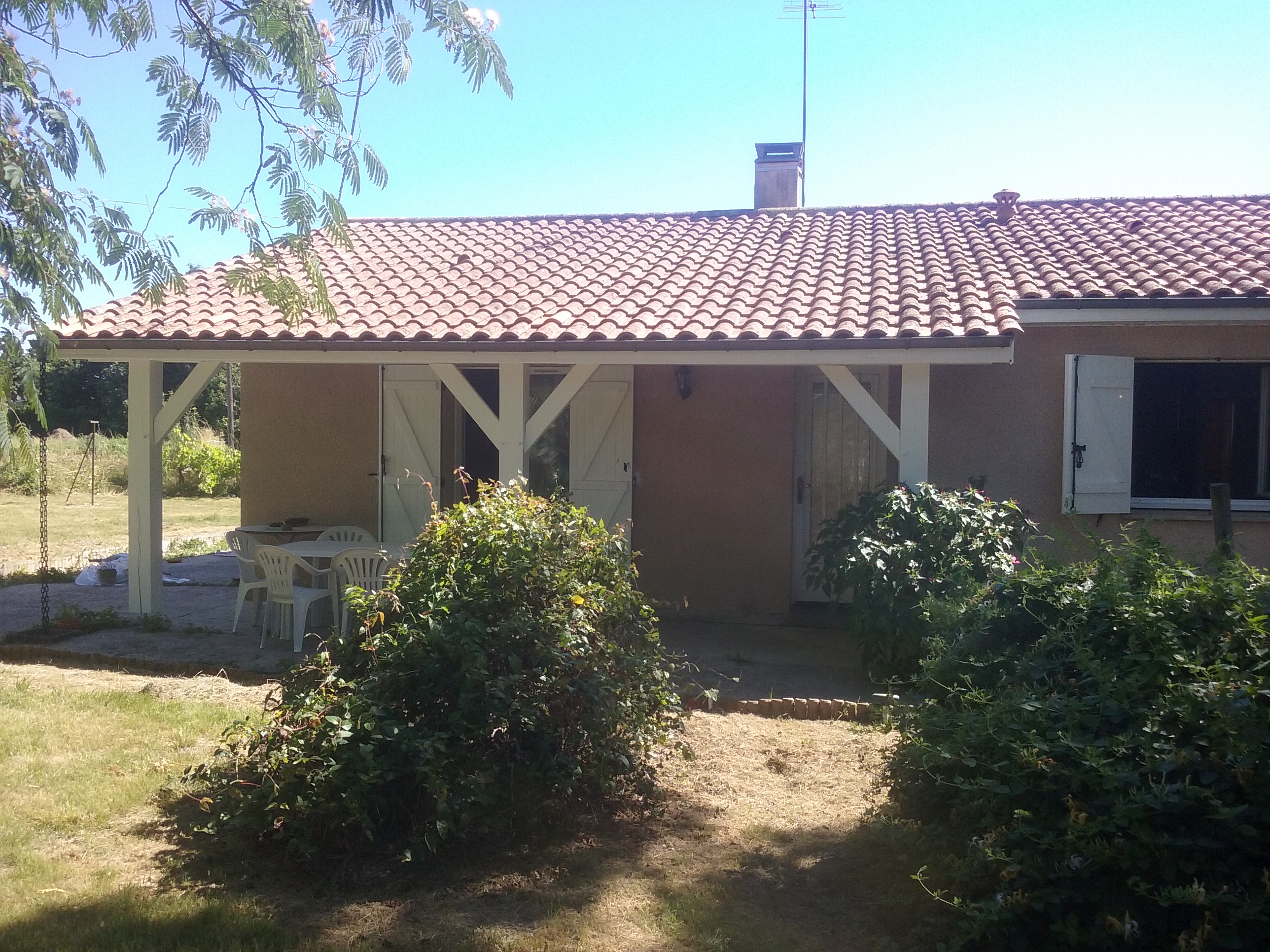 Maison Dns Cadre Verdure Proche De Saint Emilion Houses For Rent In Arveyres Aquitaine Limousin Poitou Charentes France