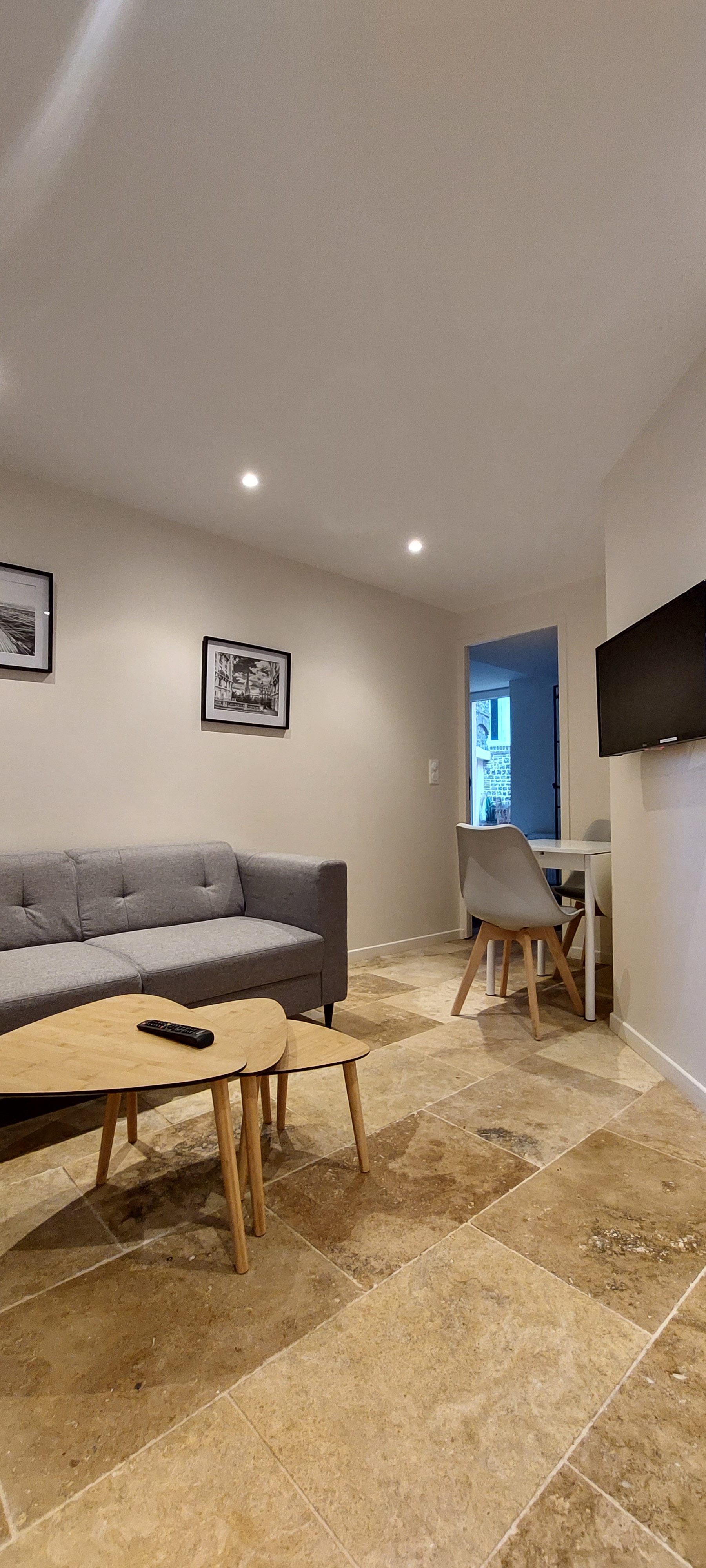 Very nice seagulls apartment at the foot of the port