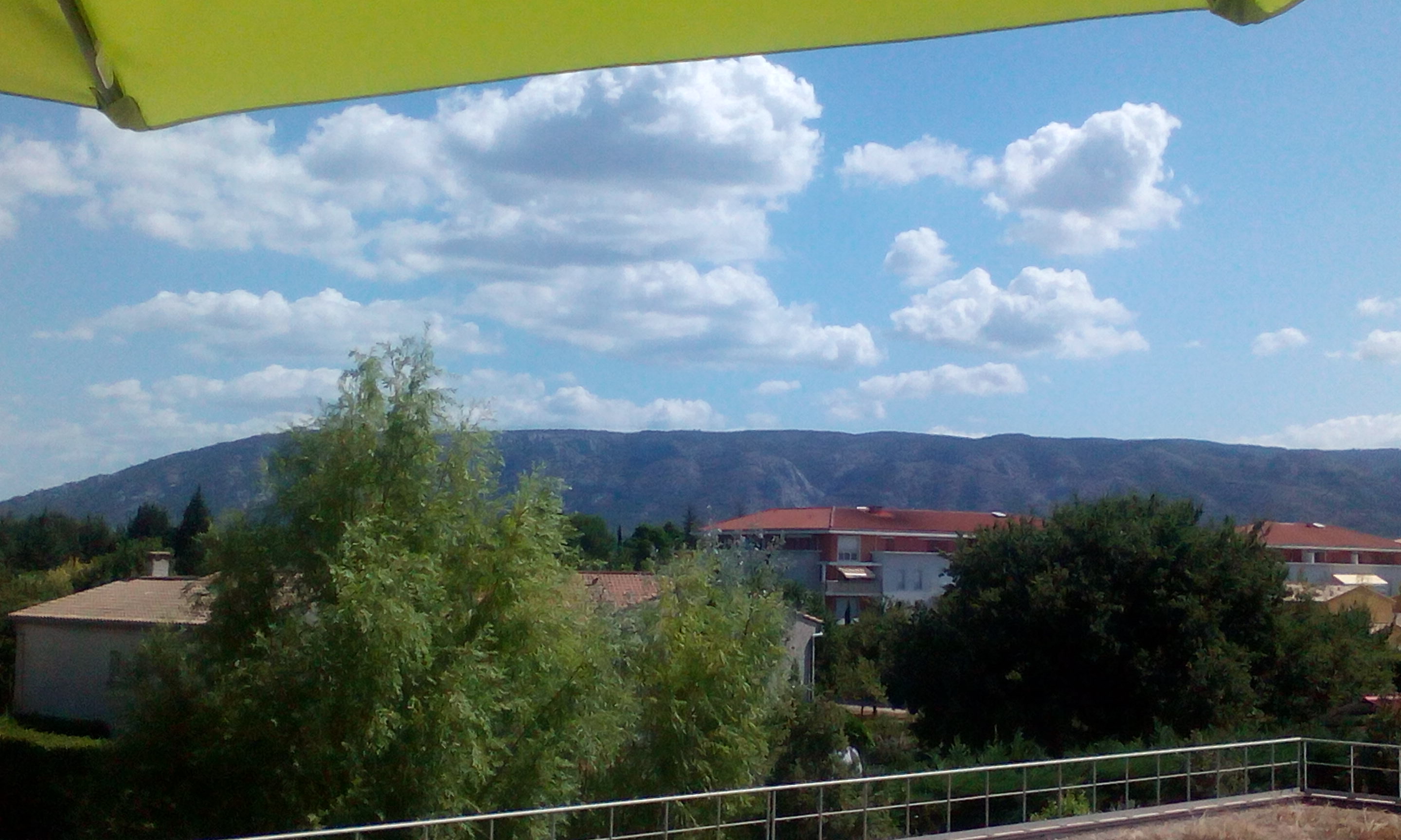 70 m2 apartment overlooking the Luberon