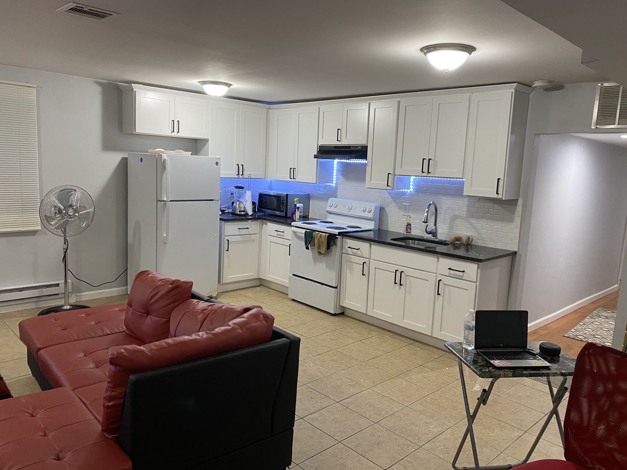 Need some free time?My lilspace is the right place in West, Newark