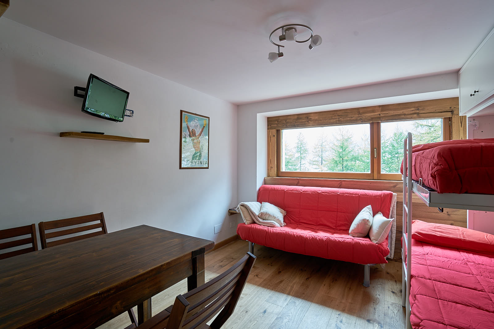 NEW apartment on the slopes free wi fi
