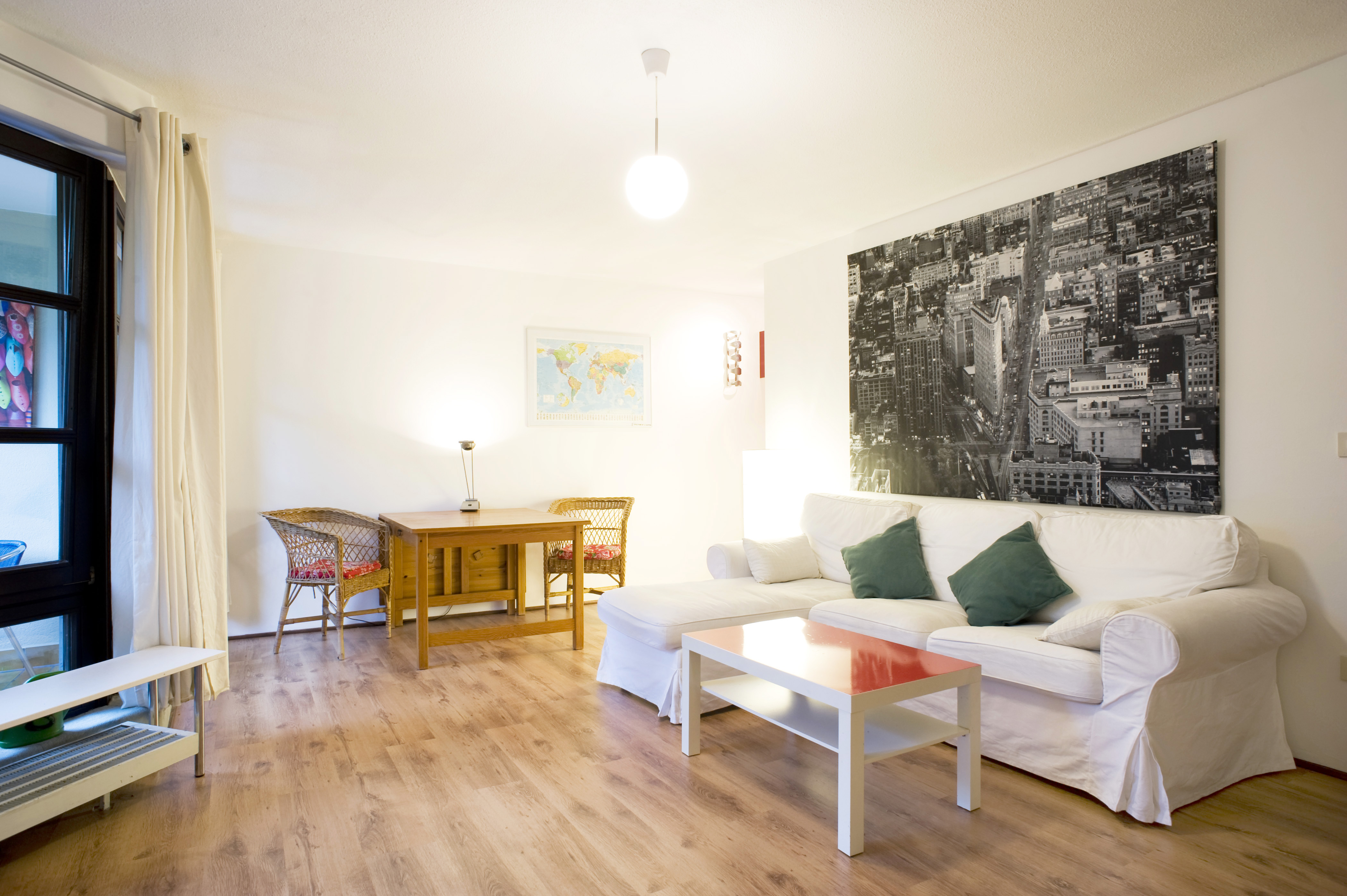 Renovated precious apartment in Schwabing-West, Munich