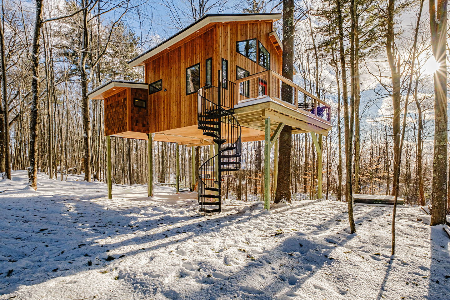 The Canopy Treehouse, a Luxury Carbon Free Retreat Treehouses for